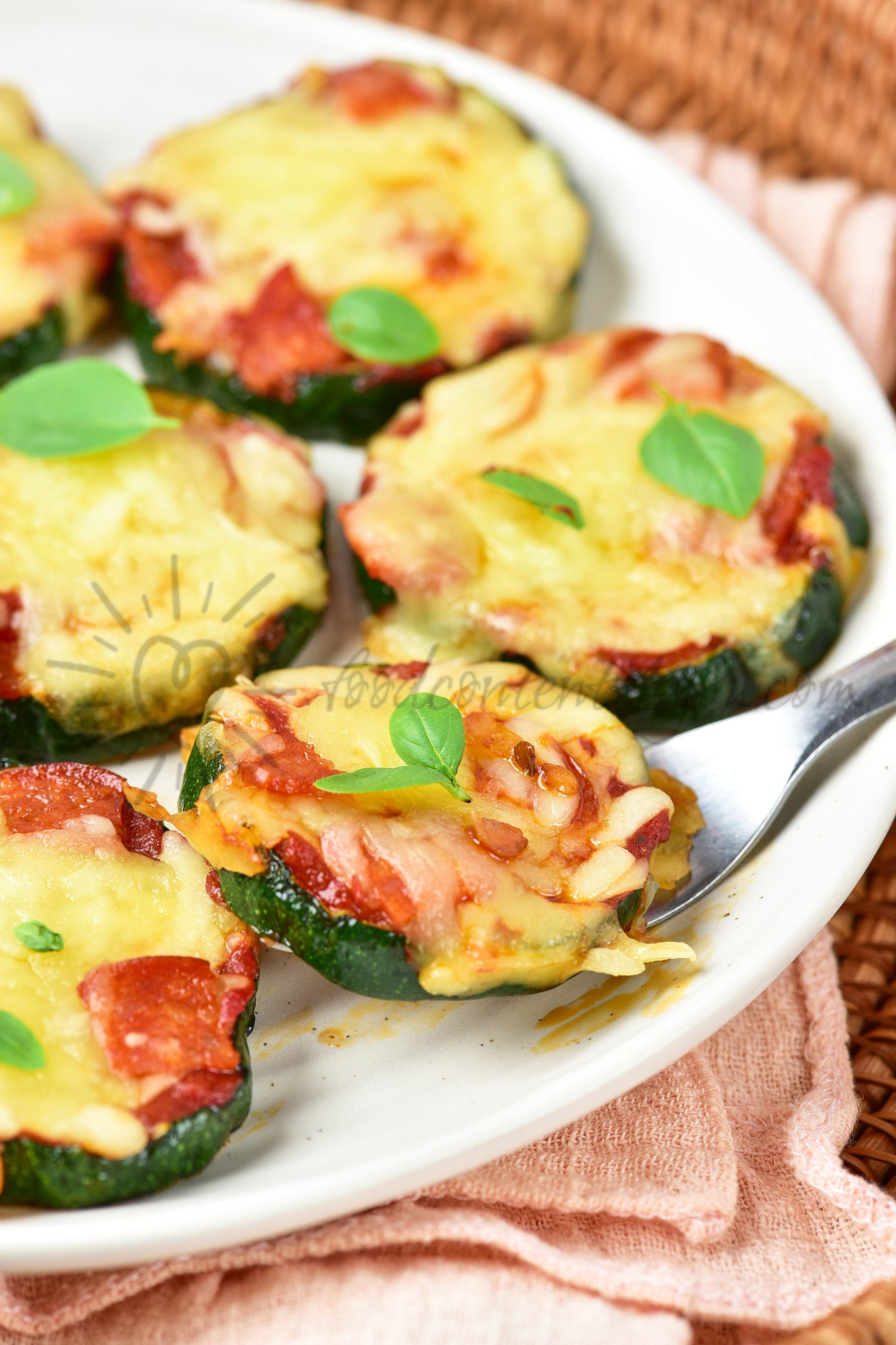 Zucchini Pizza Bites - Set 4 of 5