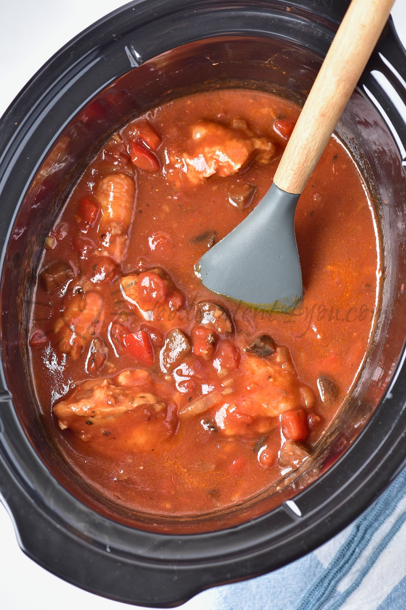 Crockpot Chicken Cacciatore - Set 4 of 5