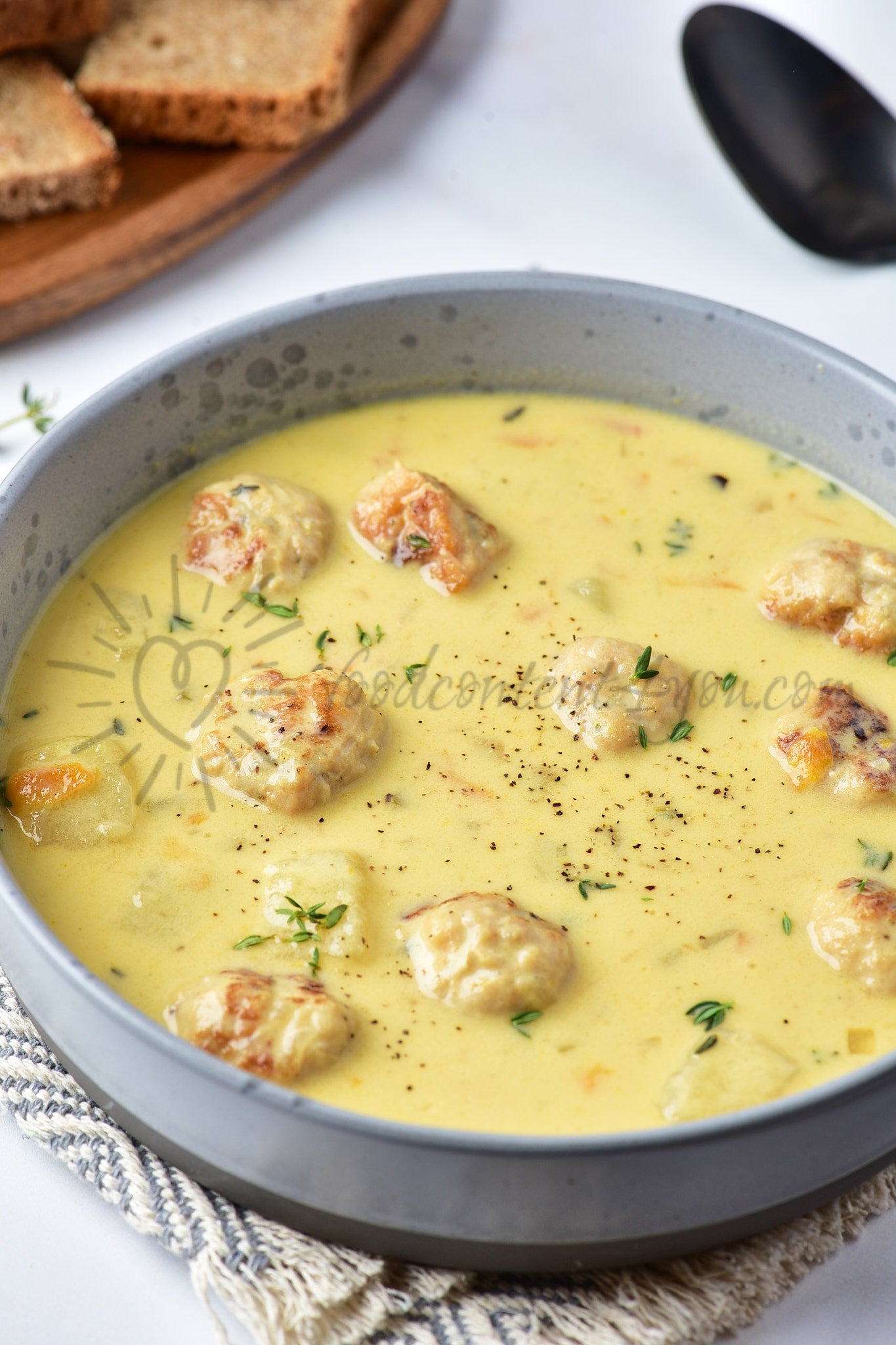 Cheesy Turkey Meatballs Soup - Set 4