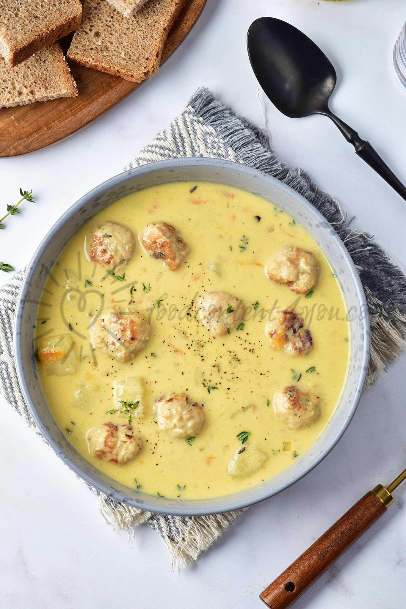 Cheesy Turkey Meatballs Soup - Set 4