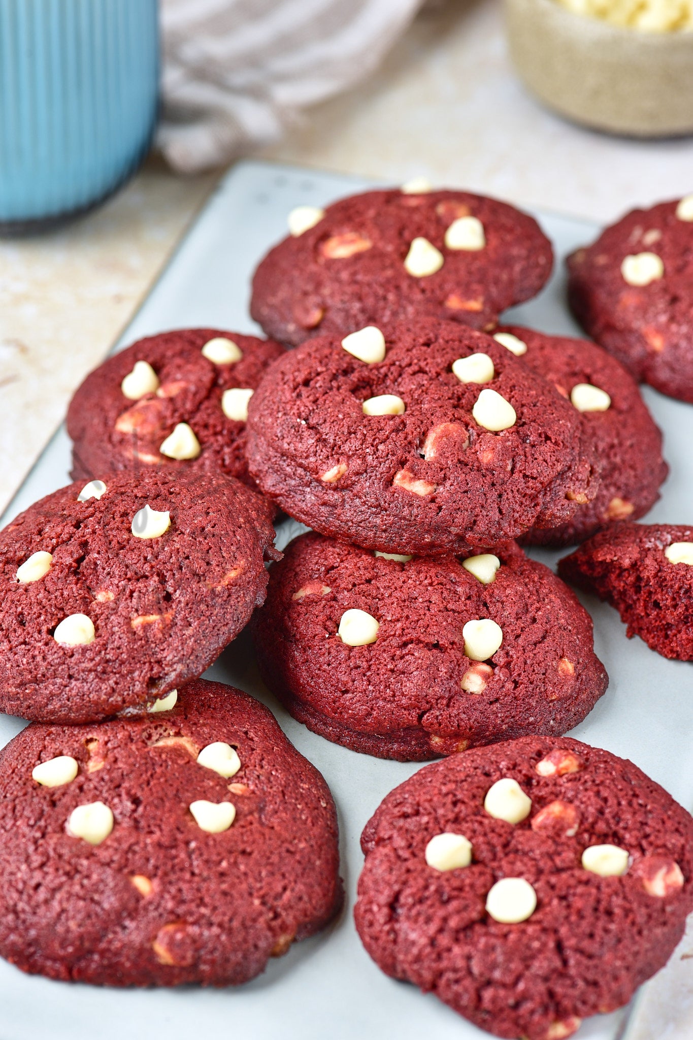 Red Velvet White Chocolate Cookies - Set 1 of 5