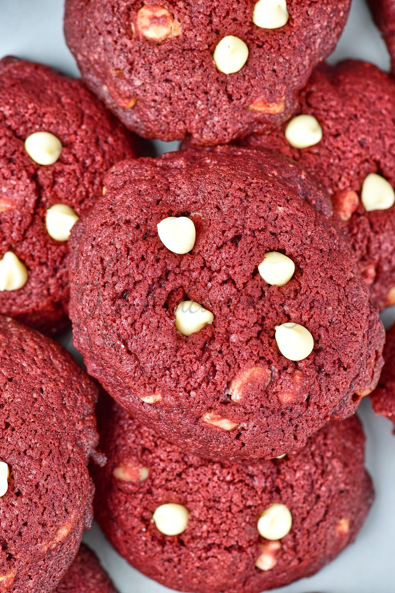 Red Velvet White Chocolate Cookies - Set 1 of 5