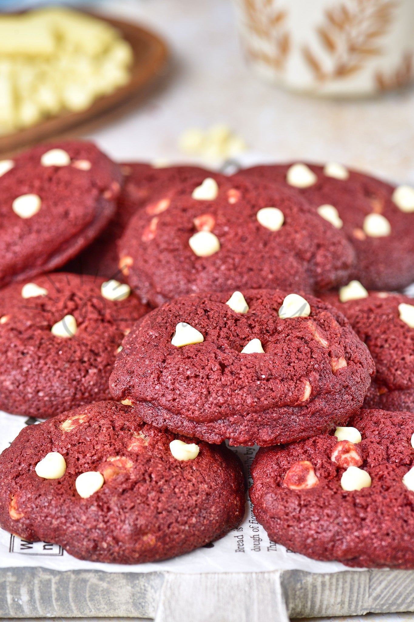 Red Velvet White Chocolate Cookies - Set 5 of 5