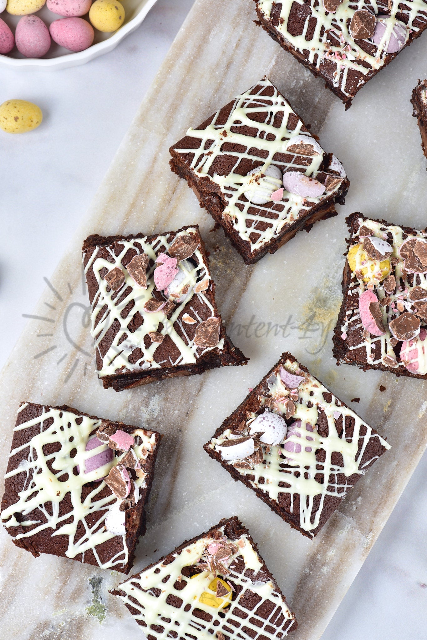 Mini Eggs brownies - Set 3 of 5