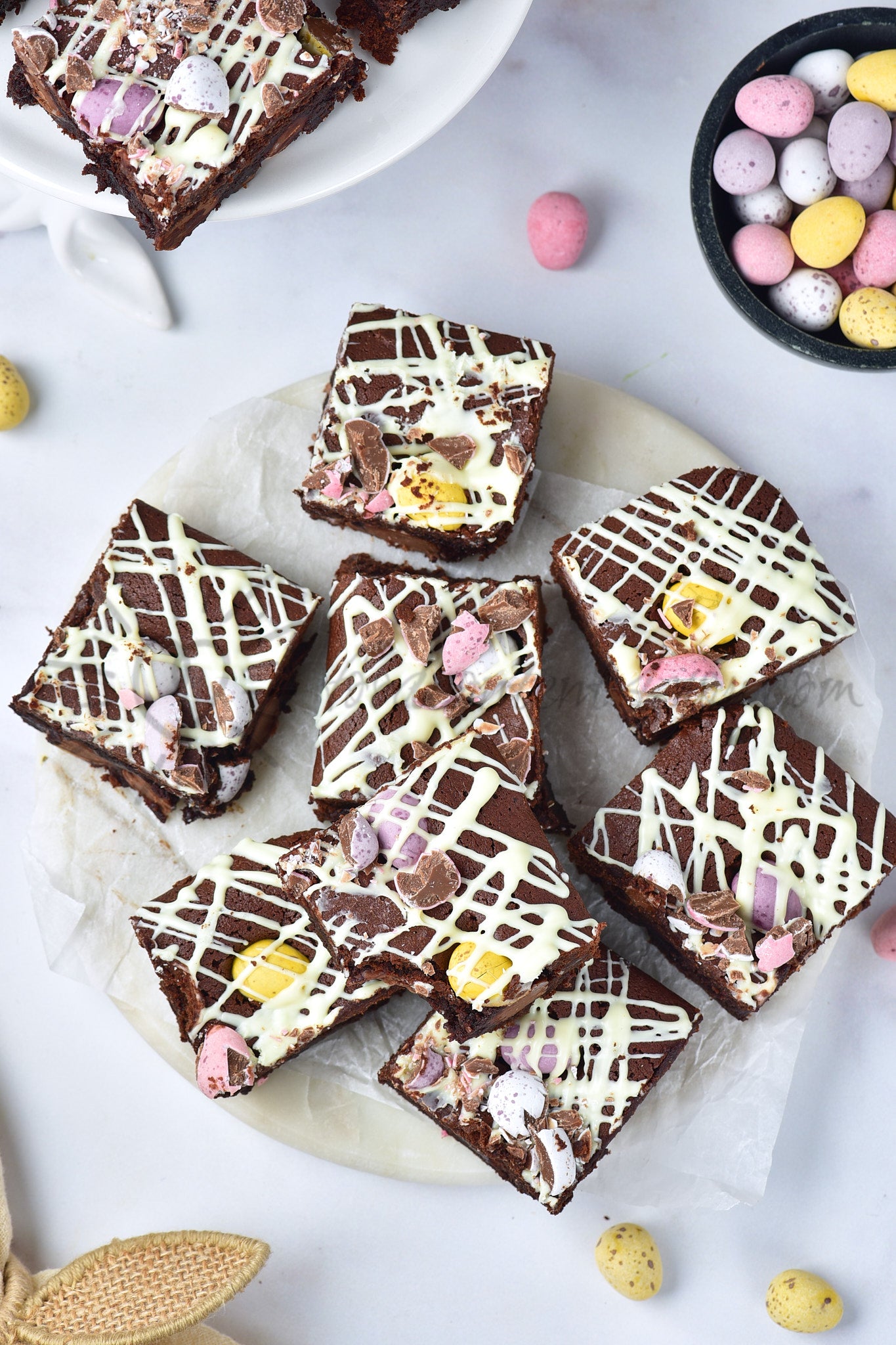 Mini Eggs brownies - Set 5 of 5
