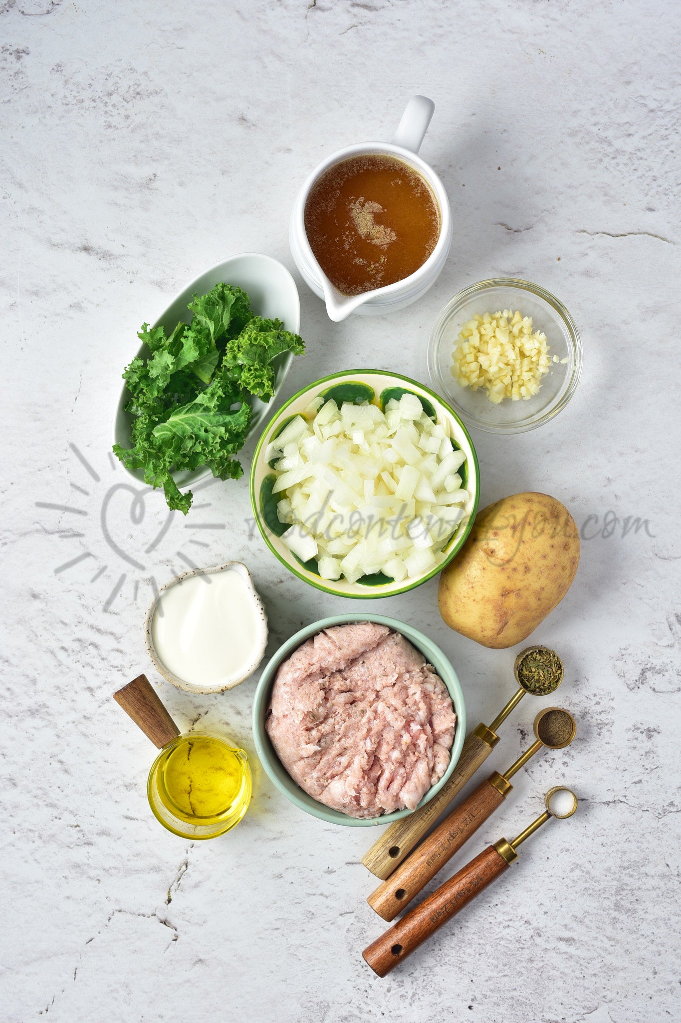 Zuppa Toscana (Olive Garden Copycat) - Set 5 of 5