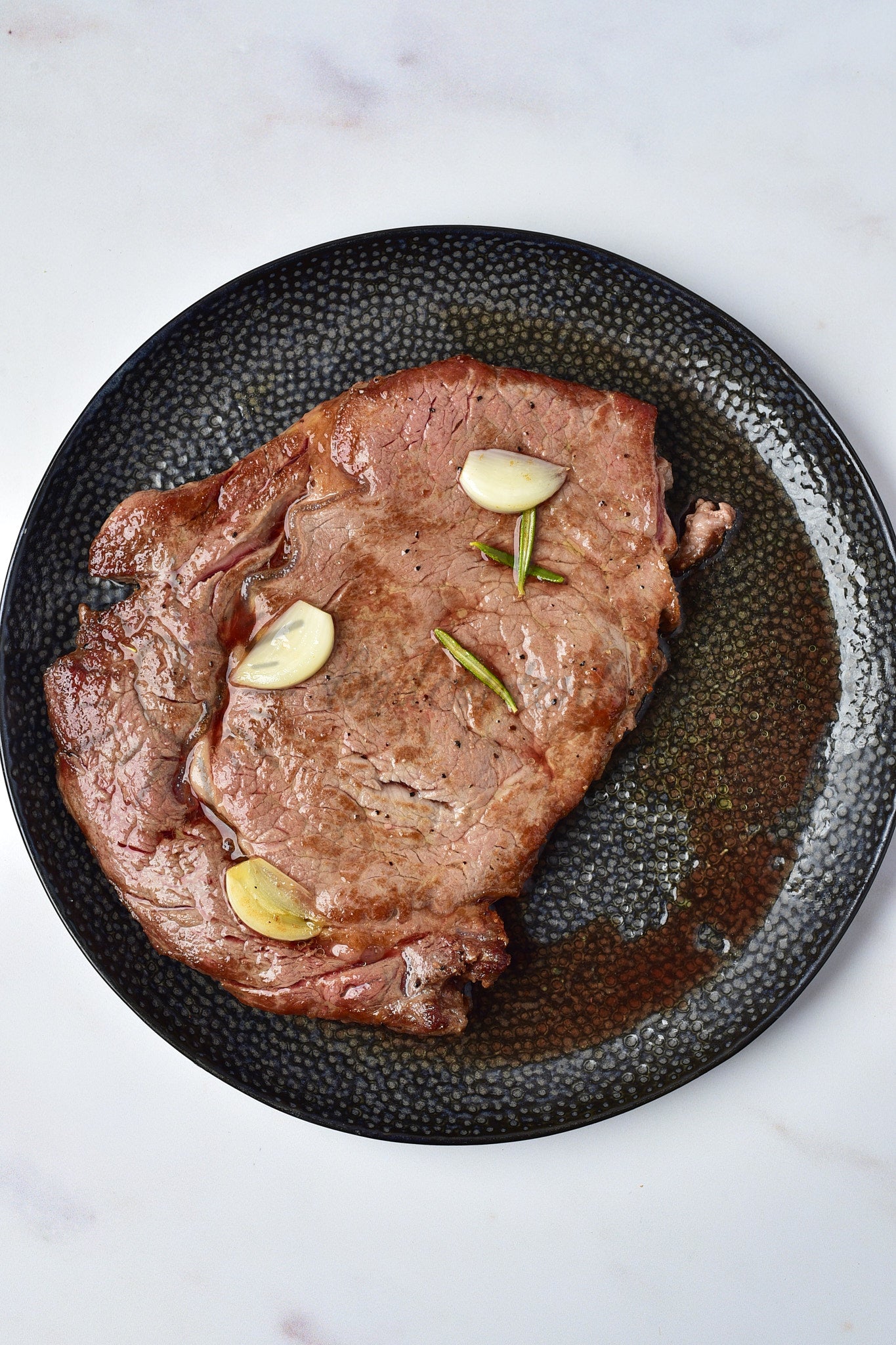 Avocado Steak Salad with Lemon Oregano Dressing
