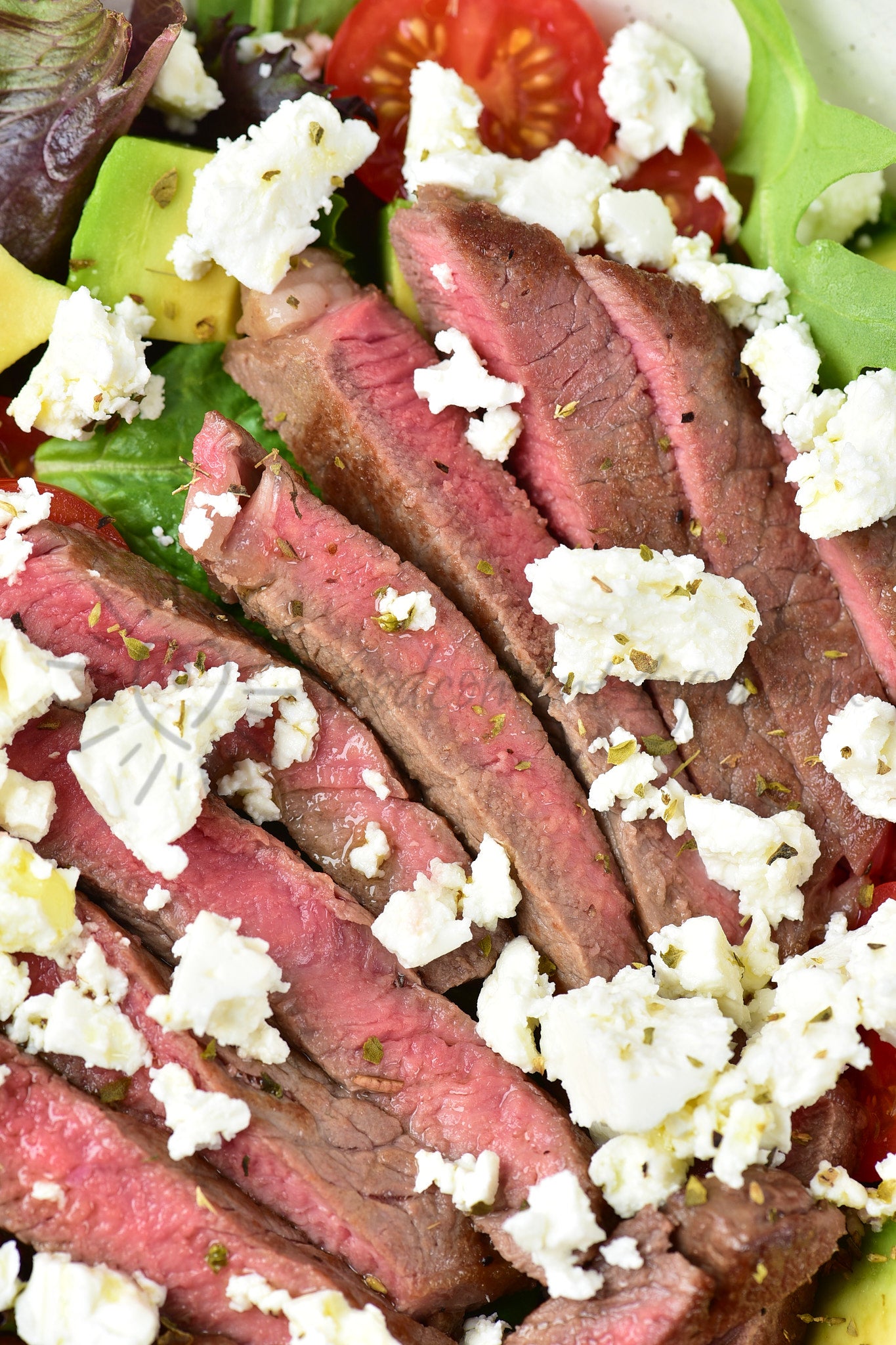 Avocado Steak Salad with Lemon Oregano Dressing