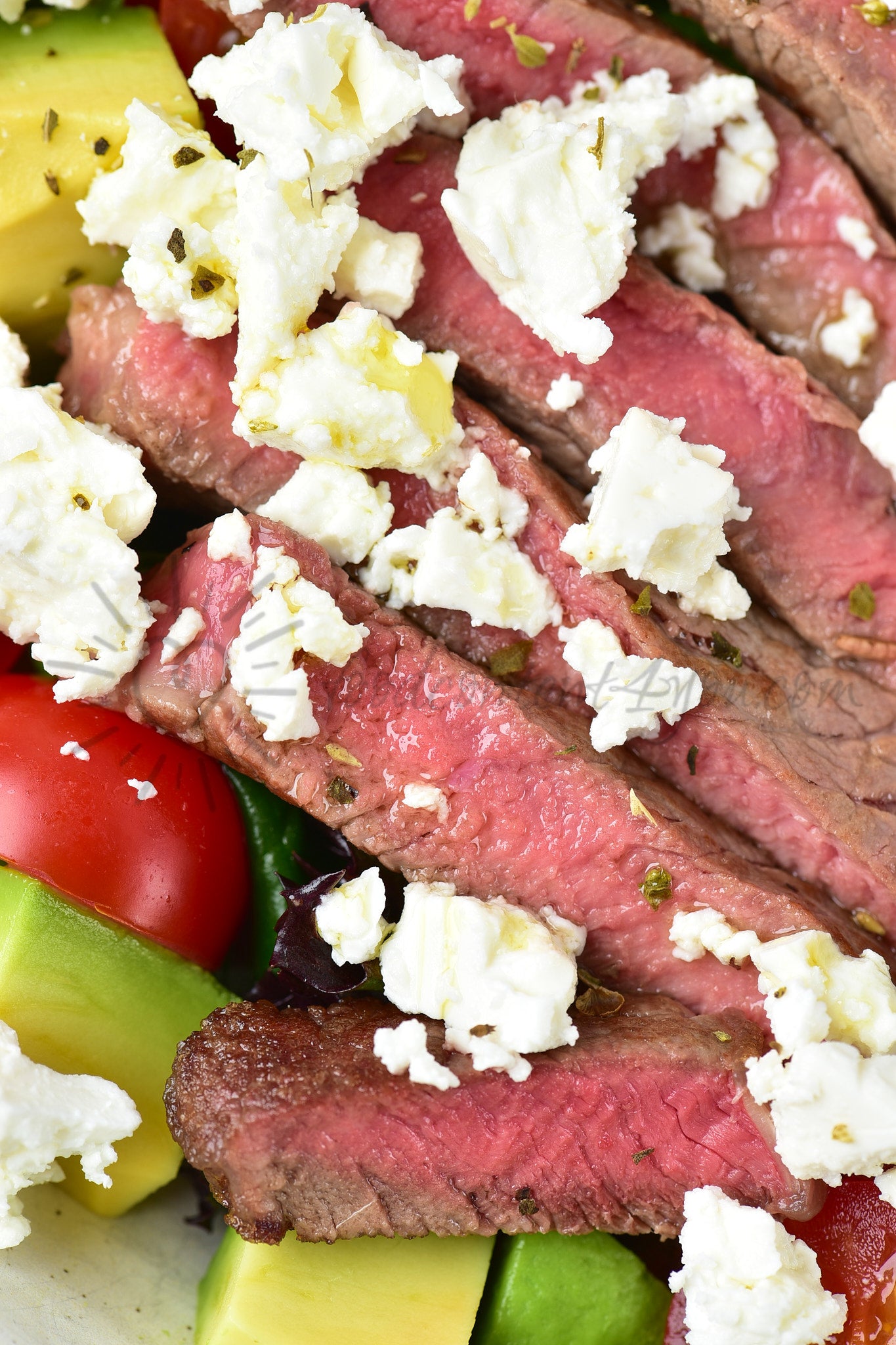 Avocado Steak Salad with Lemon Oregano Dressing