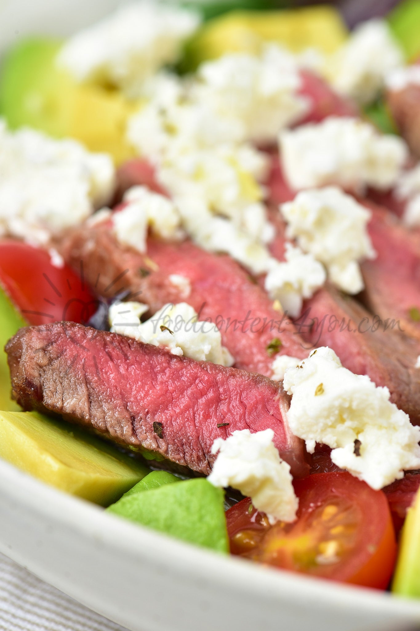 Avocado Steak Salad with Lemon Oregano Dressing