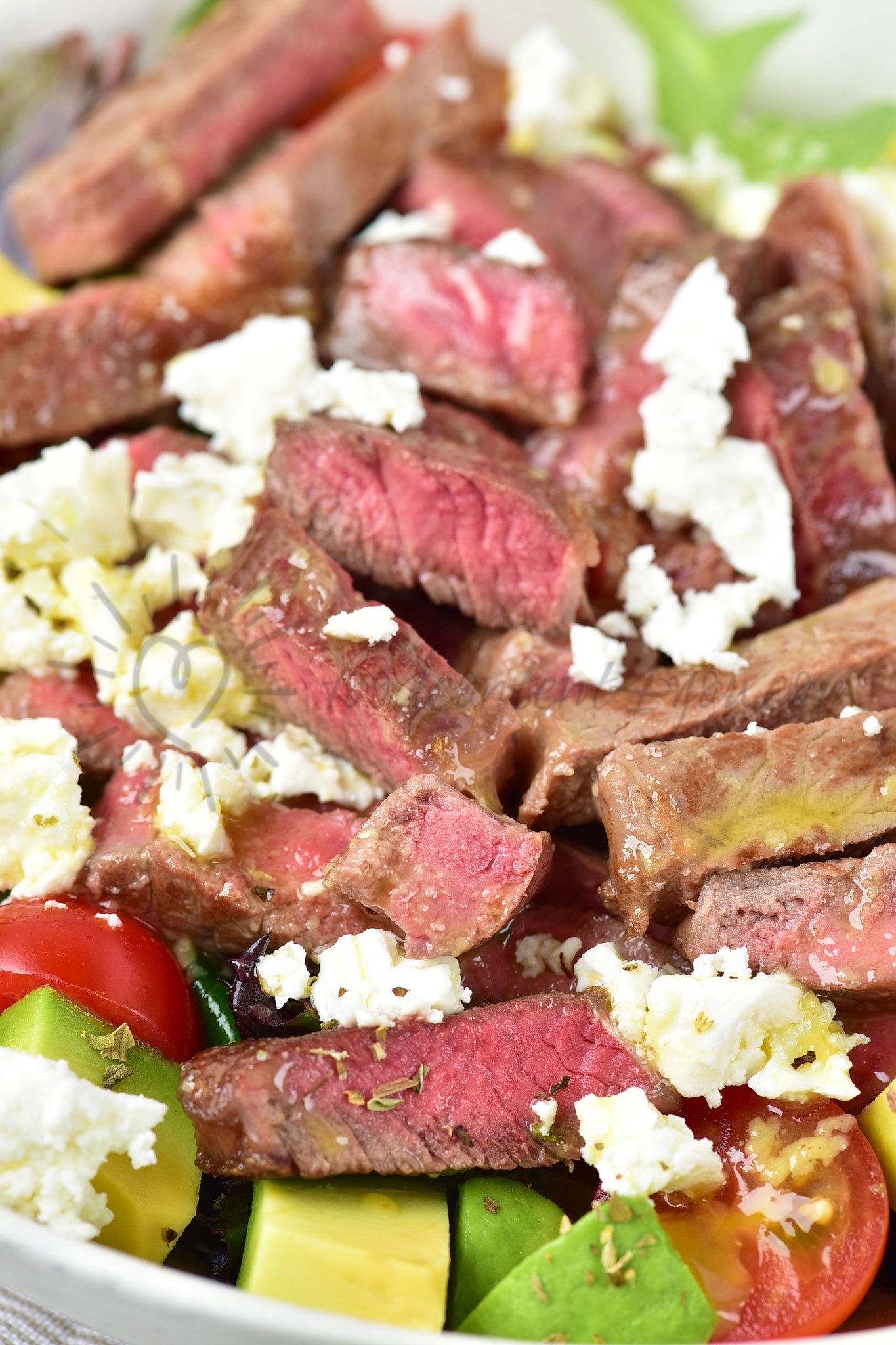 Avocado Steak Salad with Lemon Oregano Dressing