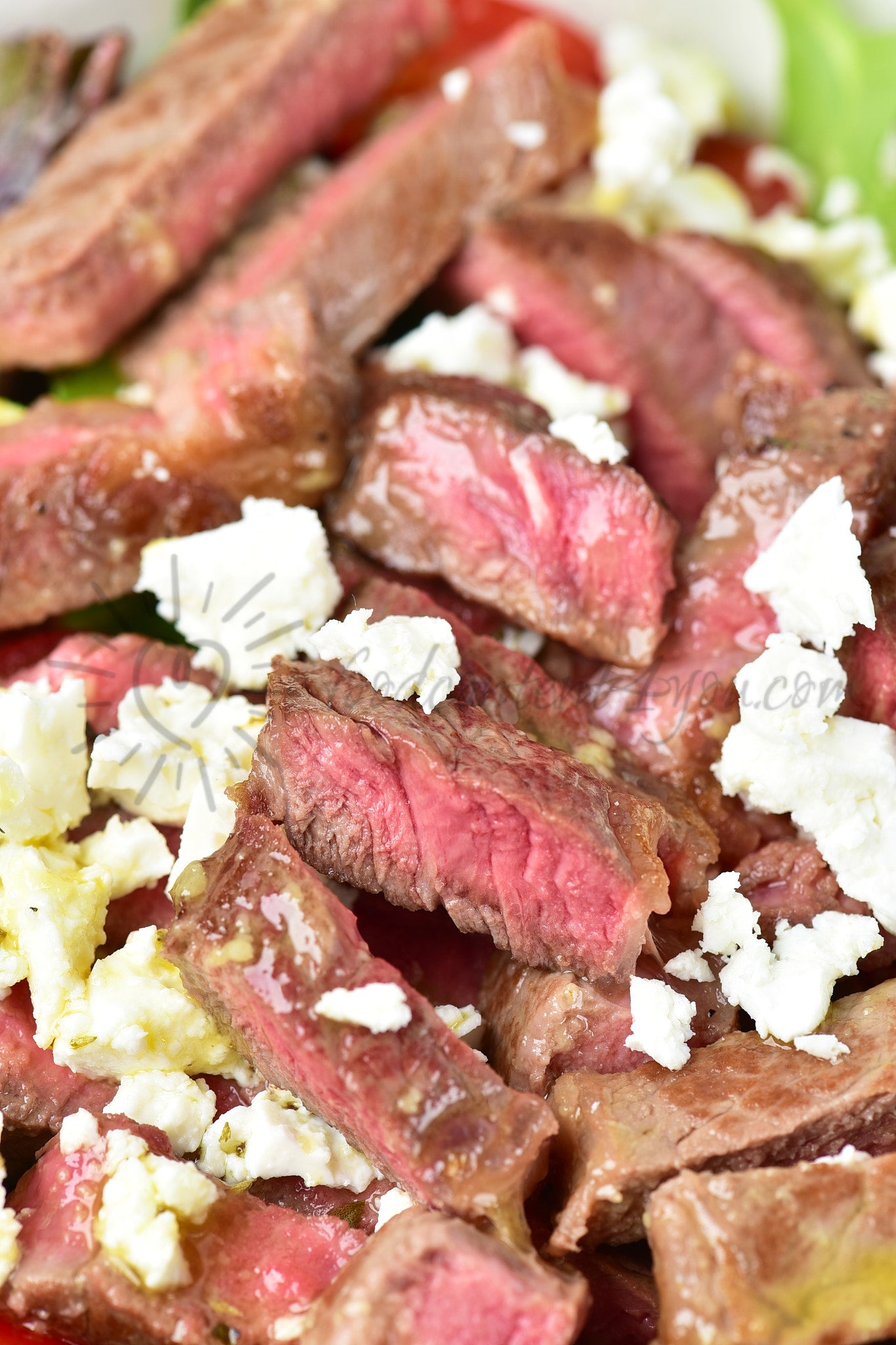 Avocado Steak Salad with Lemon Oregano Dressing