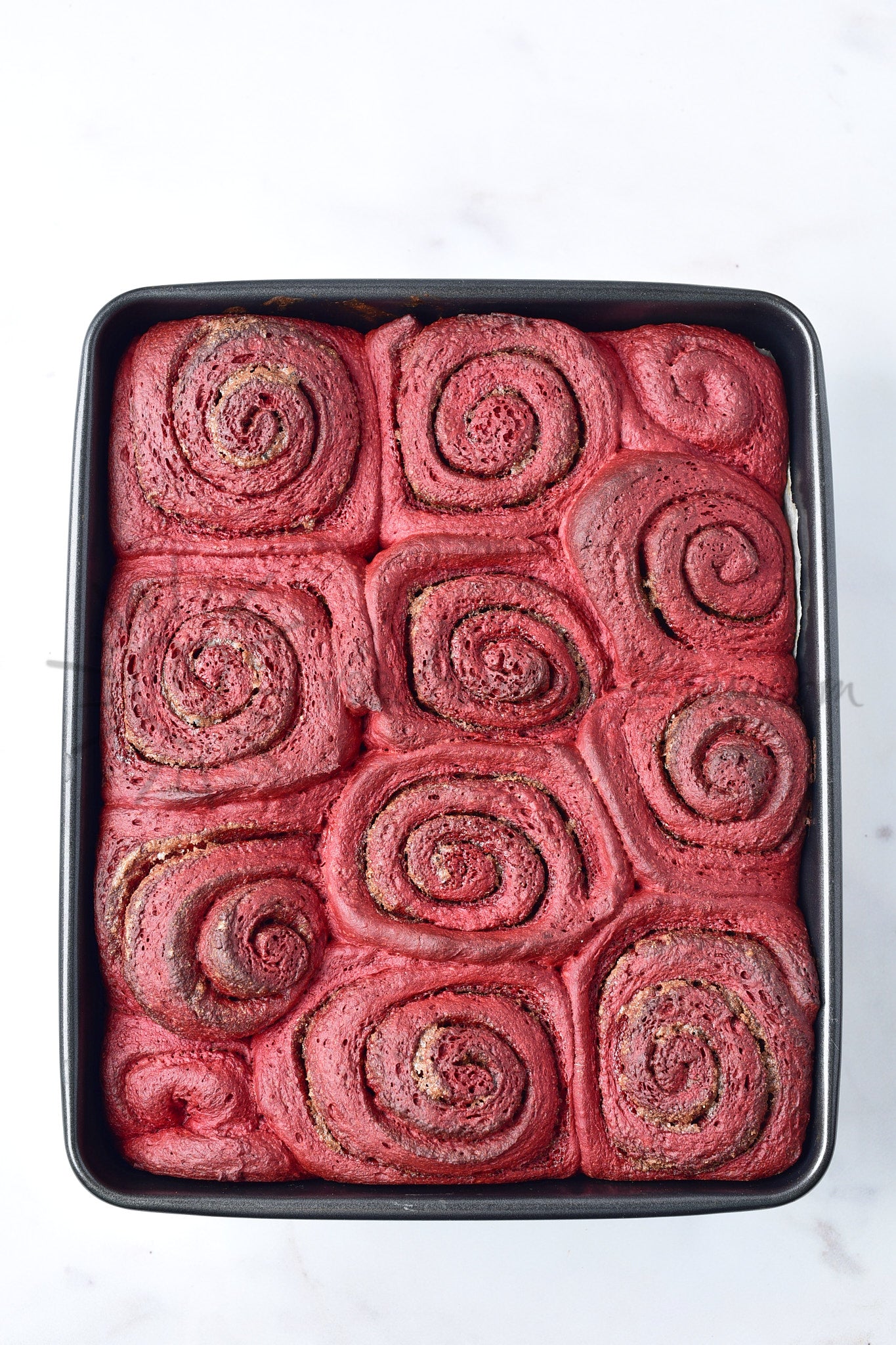 Red Velvet Cinnamon Rolls - Set 2 of 5