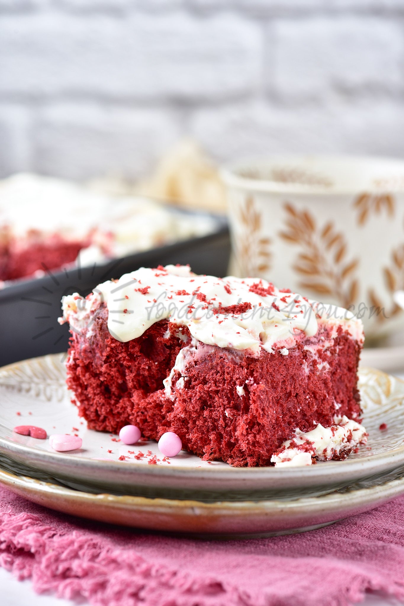 Red Velvet Cinnamon Rolls - Set 2 of 5