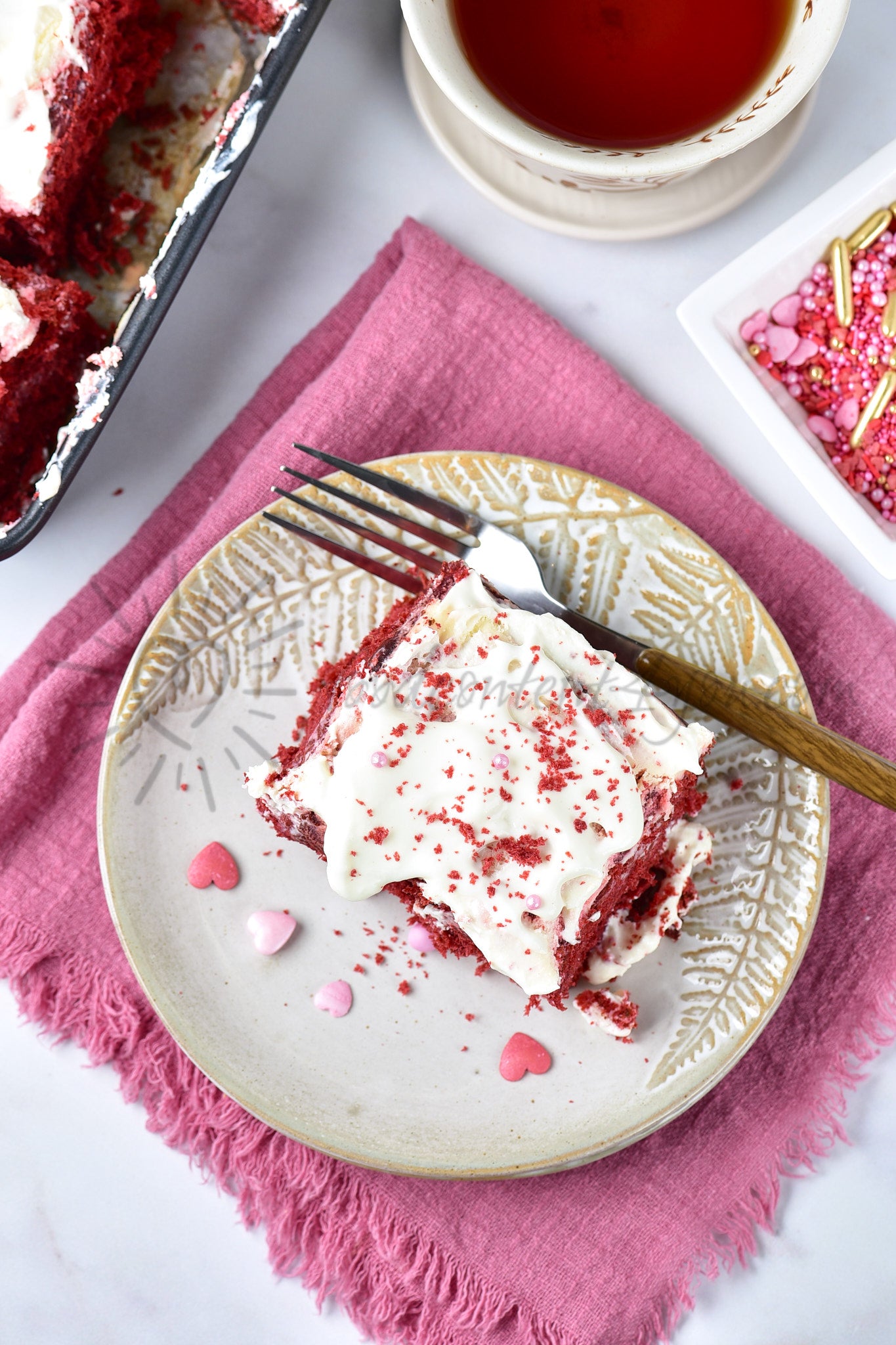Red Velvet Cinnamon Rolls - Set 2 of 5