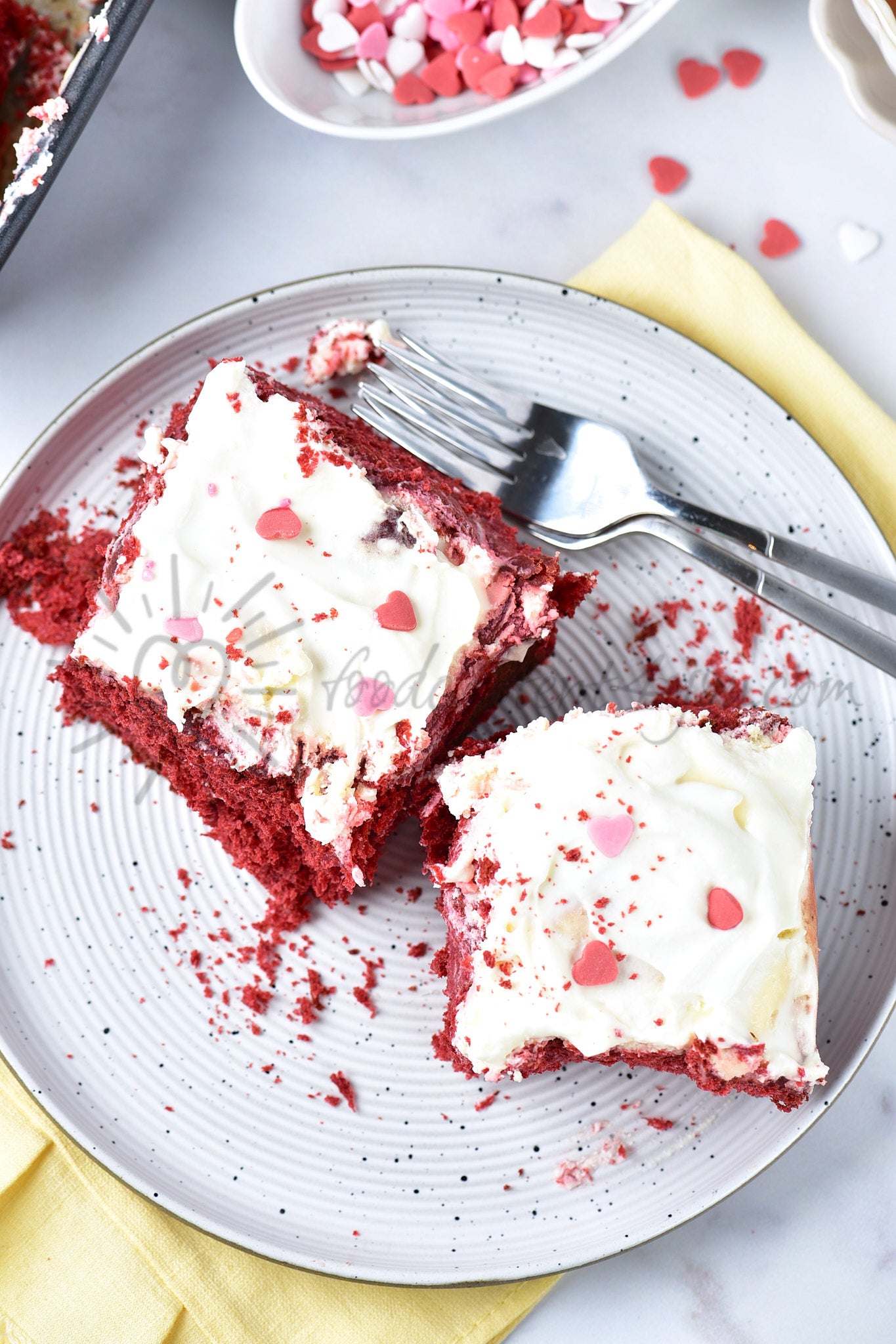 Red Velvet Cinnamon Rolls - Set 3 of 5
