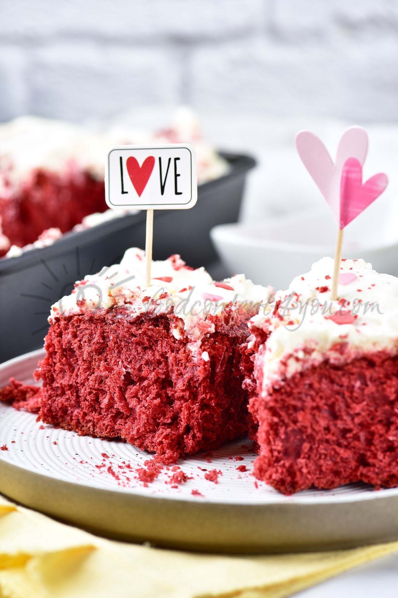 Red Velvet Cinnamon Rolls - Set 3 of 5