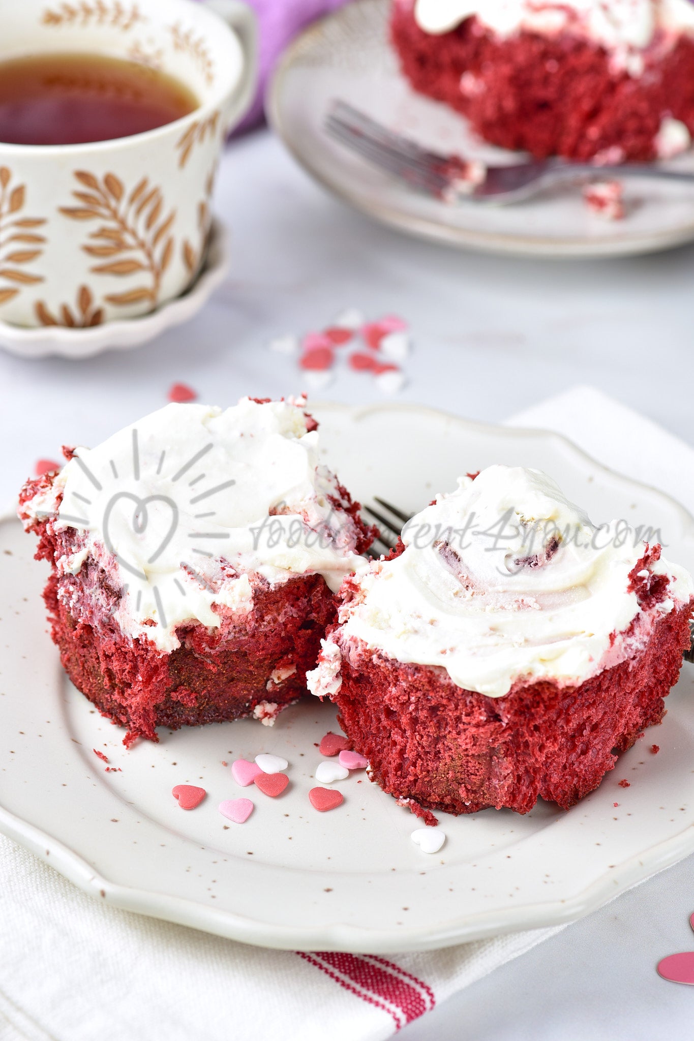 Red Velvet Cinnamon Rolls - Set 5 of 5