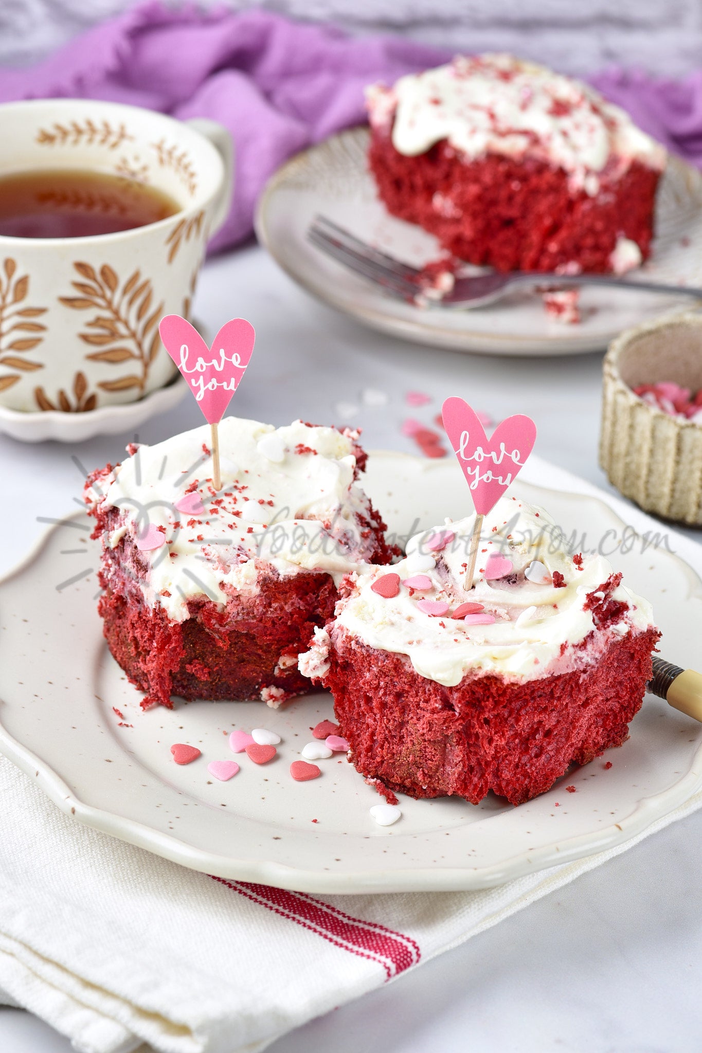 Red Velvet Cinnamon Rolls - Set 5 of 5