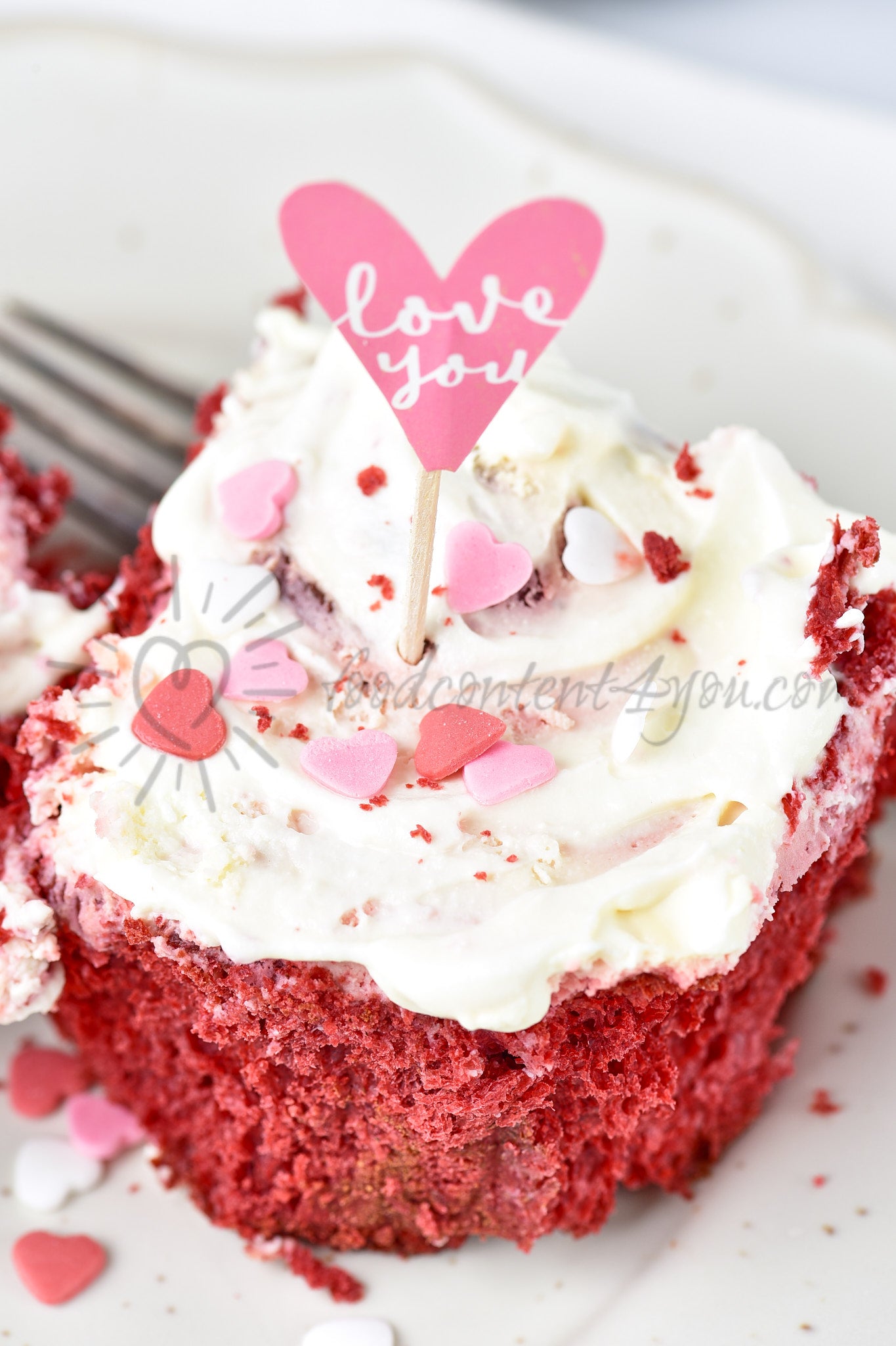 Red Velvet Cinnamon Rolls - Set 5 of 5