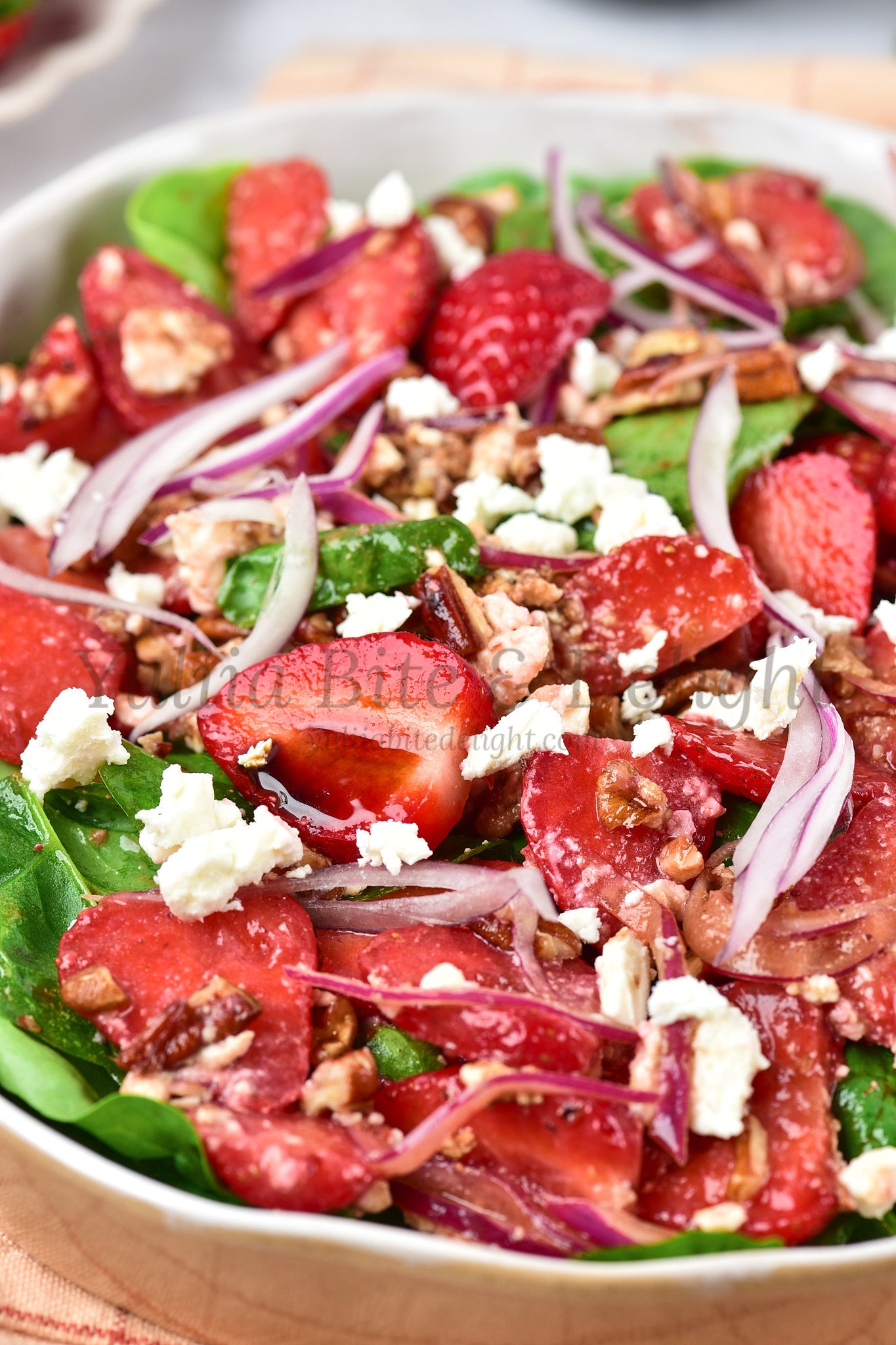 Strawberry Spinach Salad - Set 4 of 5