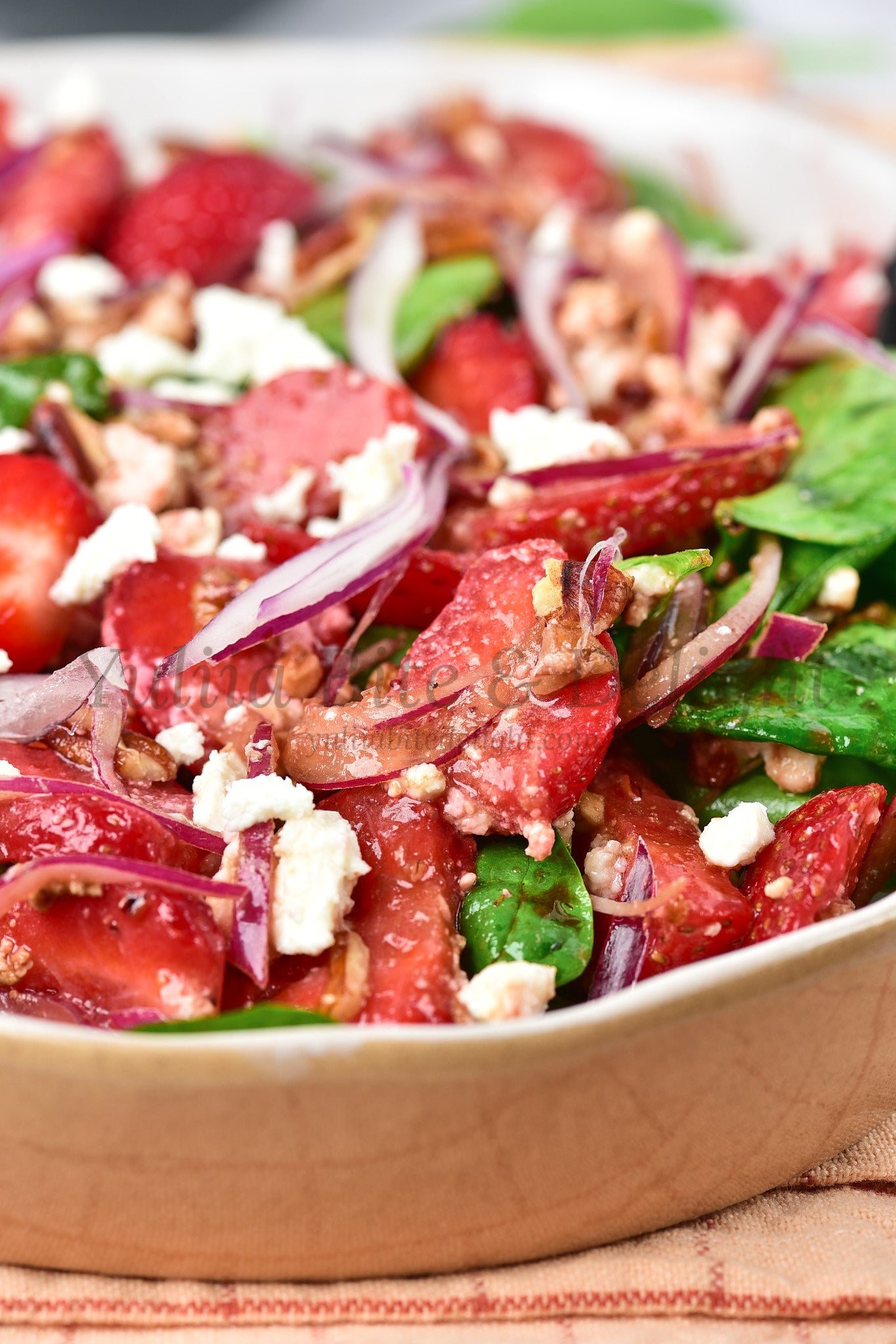 Strawberry Spinach Salad - Set 4 of 5