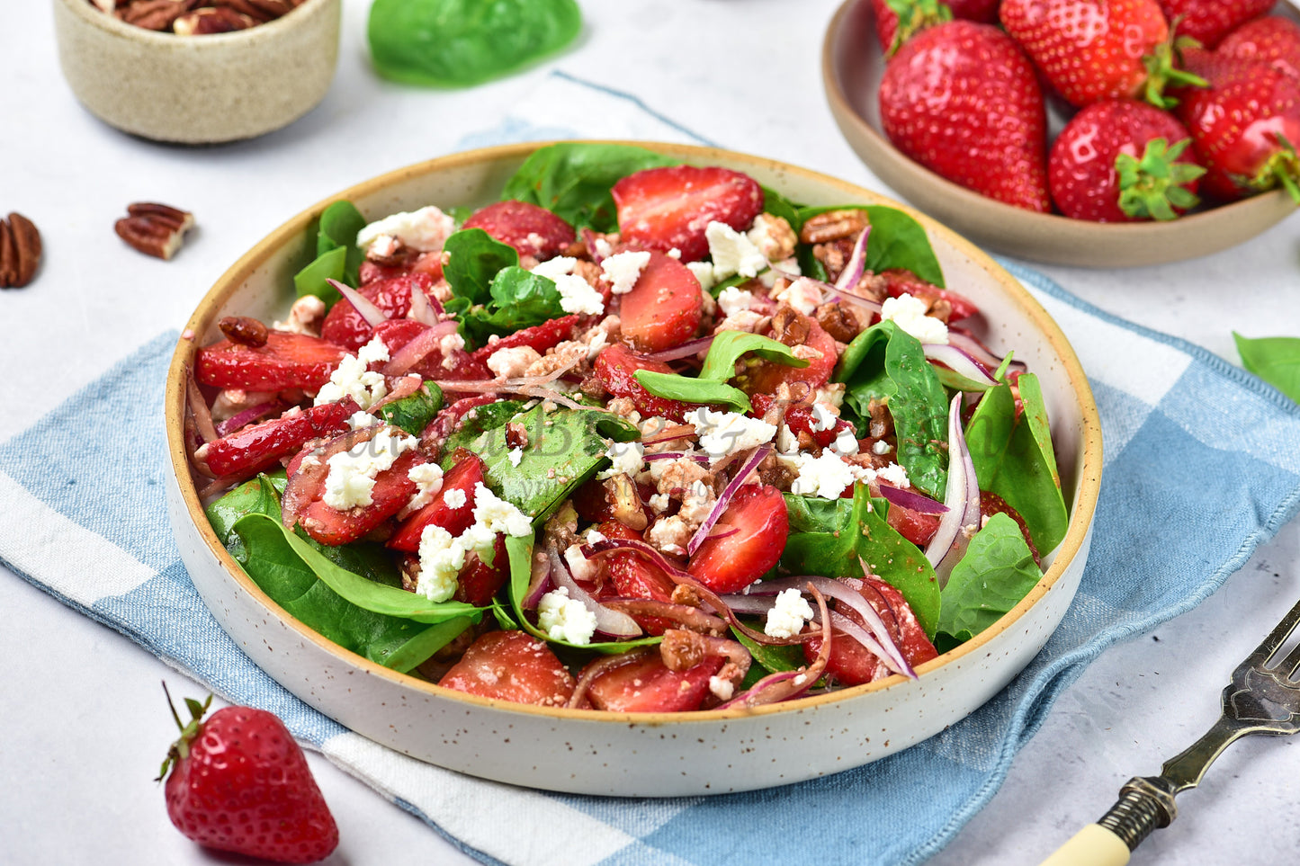 Strawberry Spinach Salad - Set 5 of 5