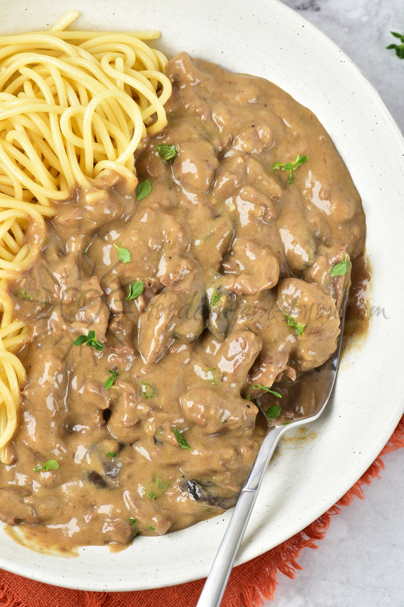 Slow cooker Beef Stroganoff - Set 3 of 5