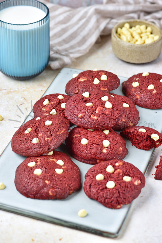 Red Velvet White Chocolate Cookies - Set 1 of 5