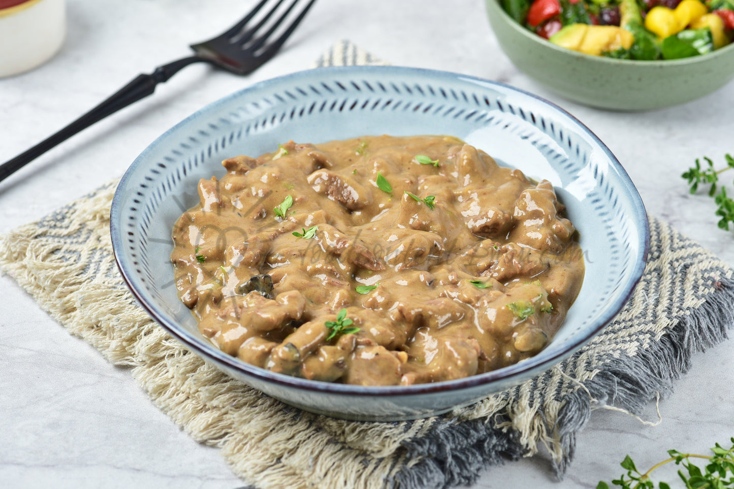 Slow cooker Beef Stroganoff - Set 4 of 5