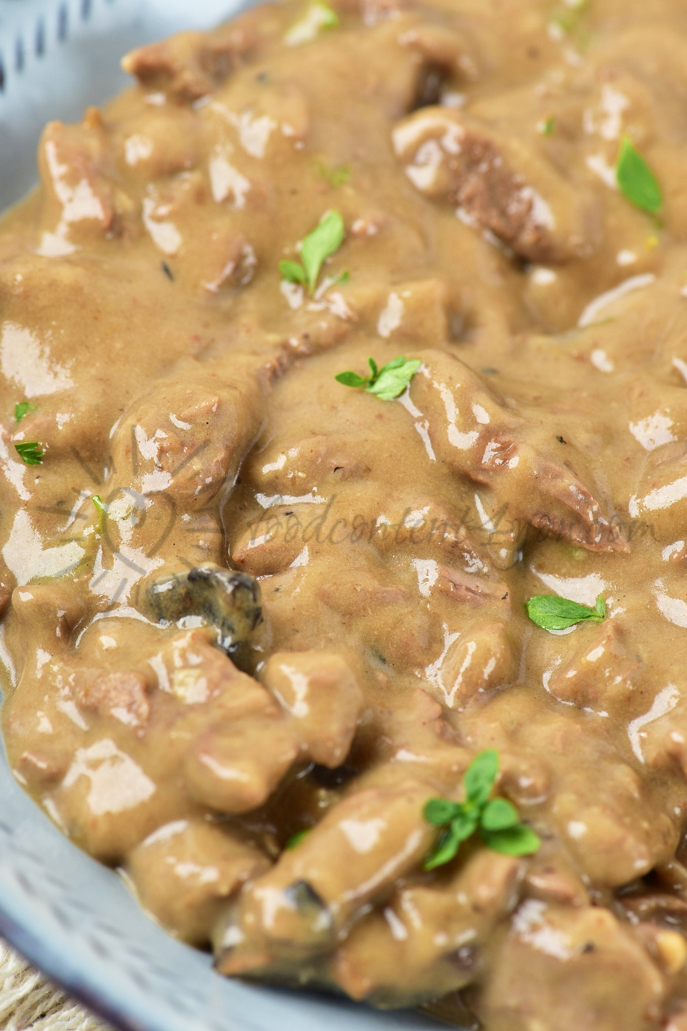 Slow cooker Beef Stroganoff - Set 4 of 5