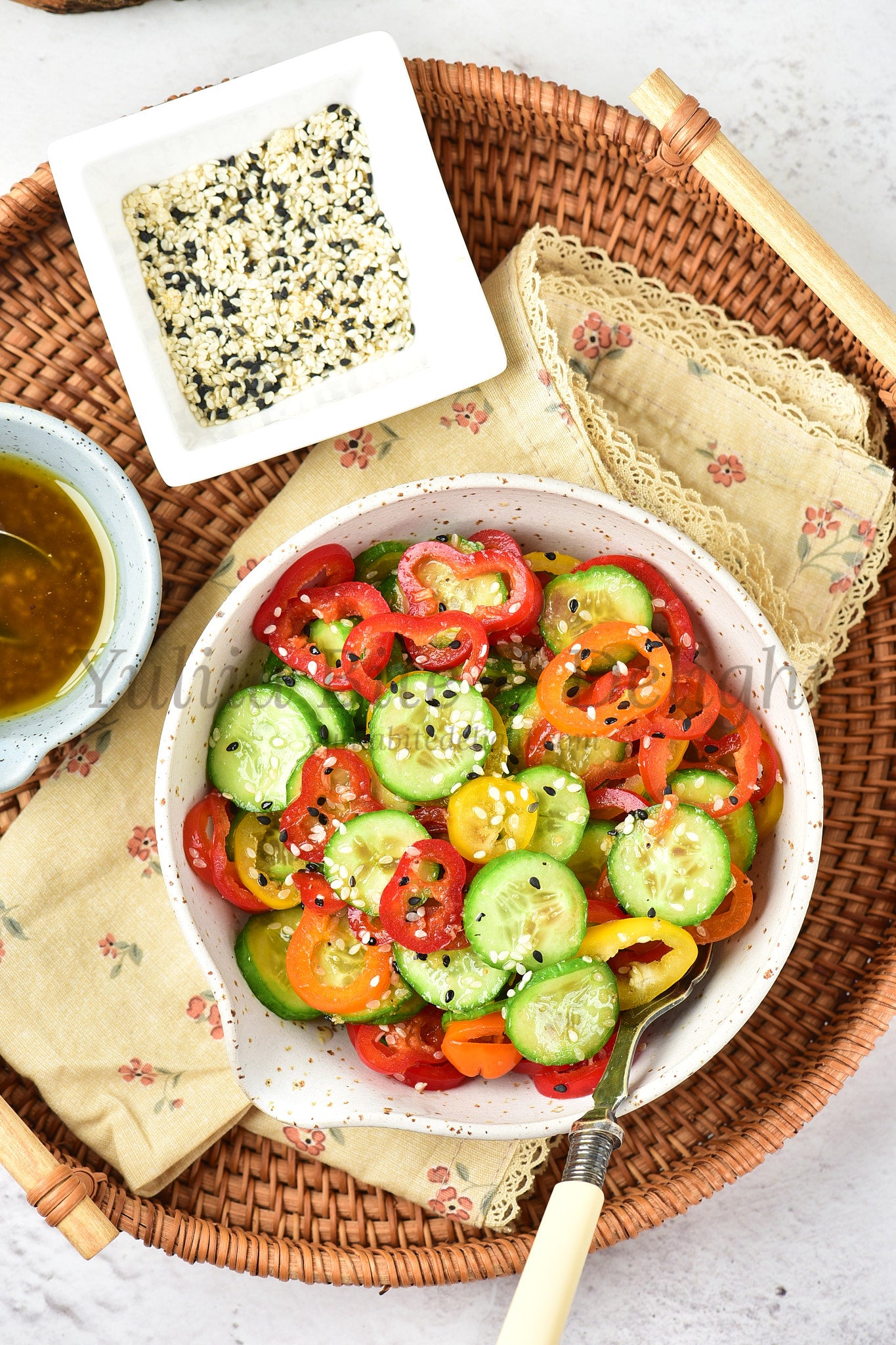 Pepper Cucumber Salad - Set 5 of 5