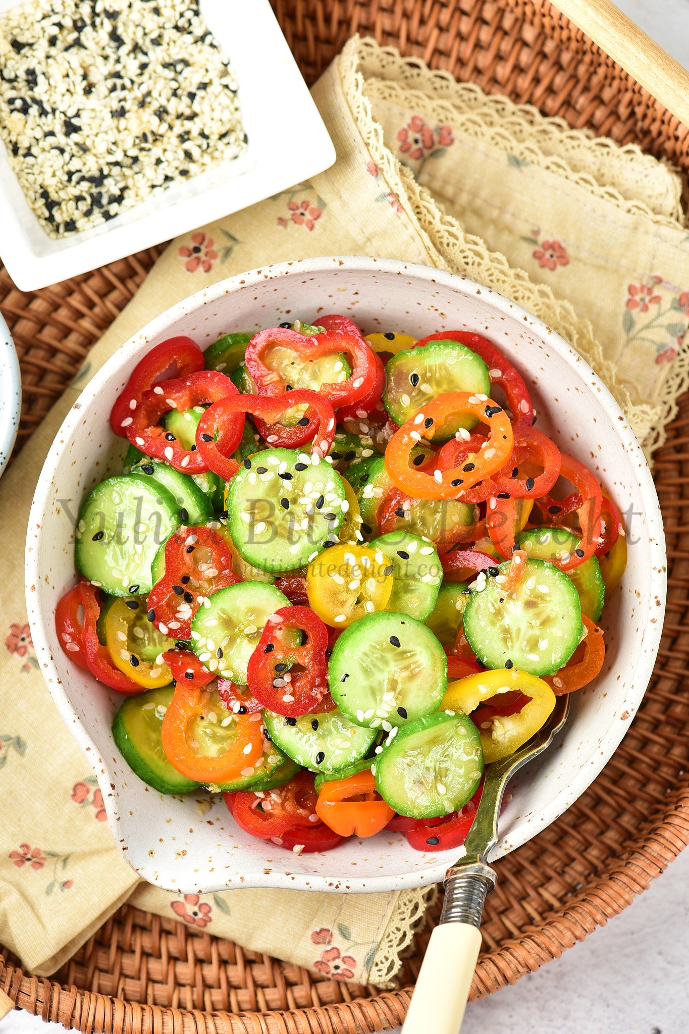 Pepper Cucumber Salad - Set 5 of 5
