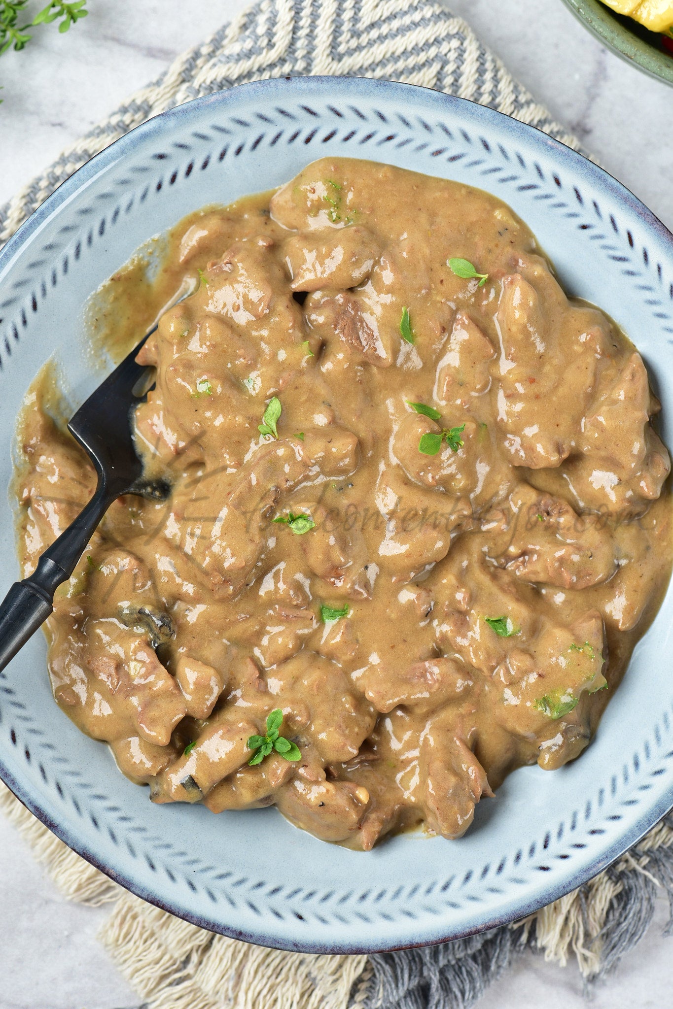 Slow cooker Beef Stroganoff - Set 4 of 5