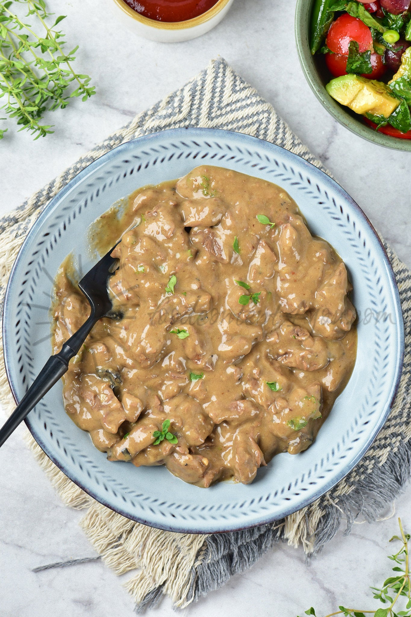 Slow cooker Beef Stroganoff - Set 4 of 5