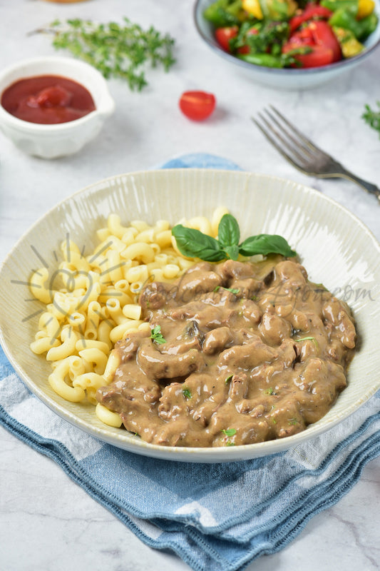 Slow cooker Beef Stroganoff - Set 5 of 5