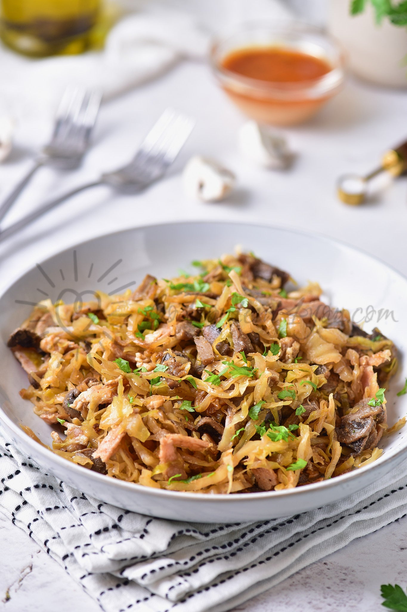 Southern-style Braised Cabbage with Mushrooms - Set 1 of 5