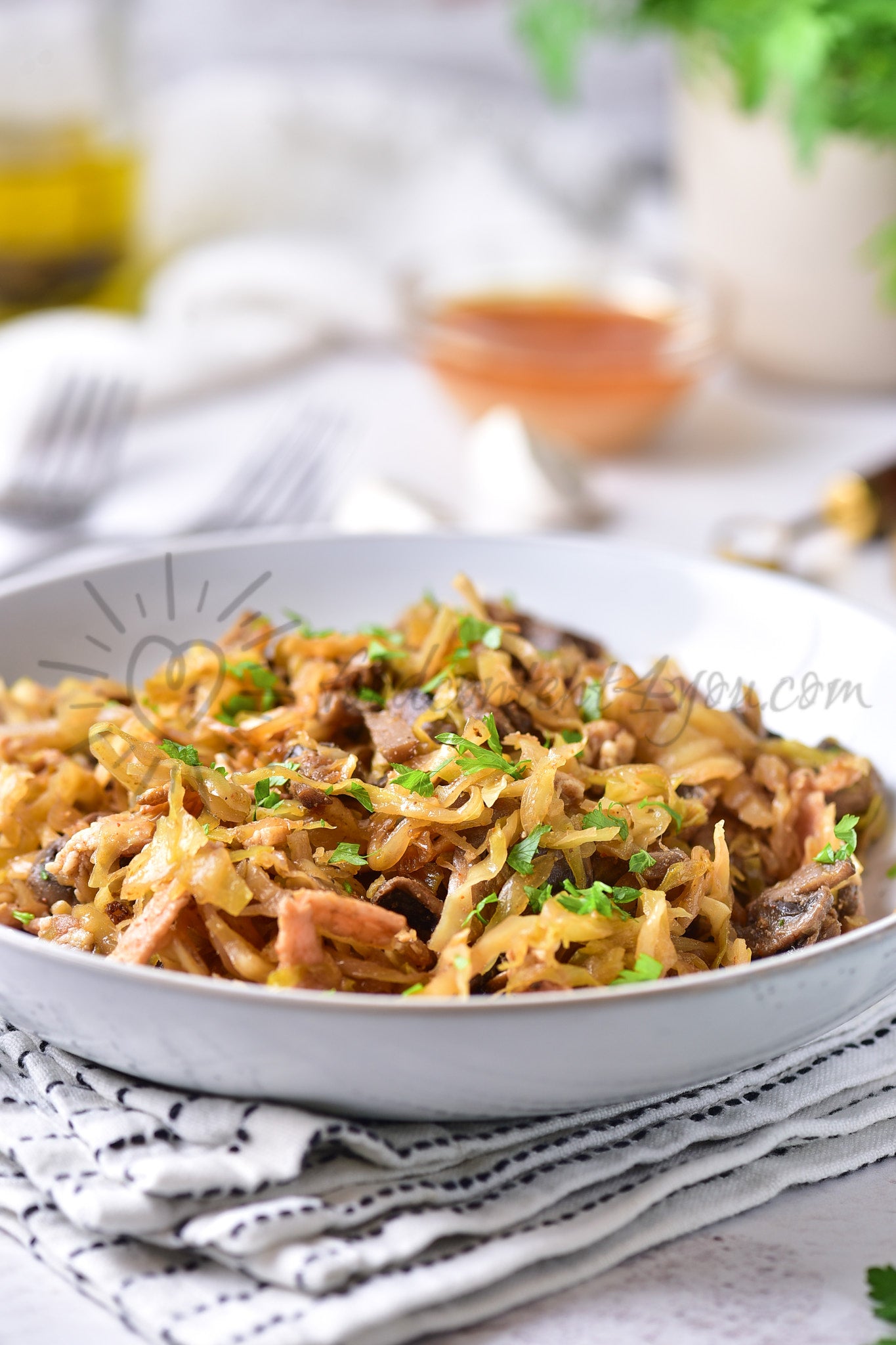 Southern-style Braised Cabbage with Mushrooms - Set 1 of 5