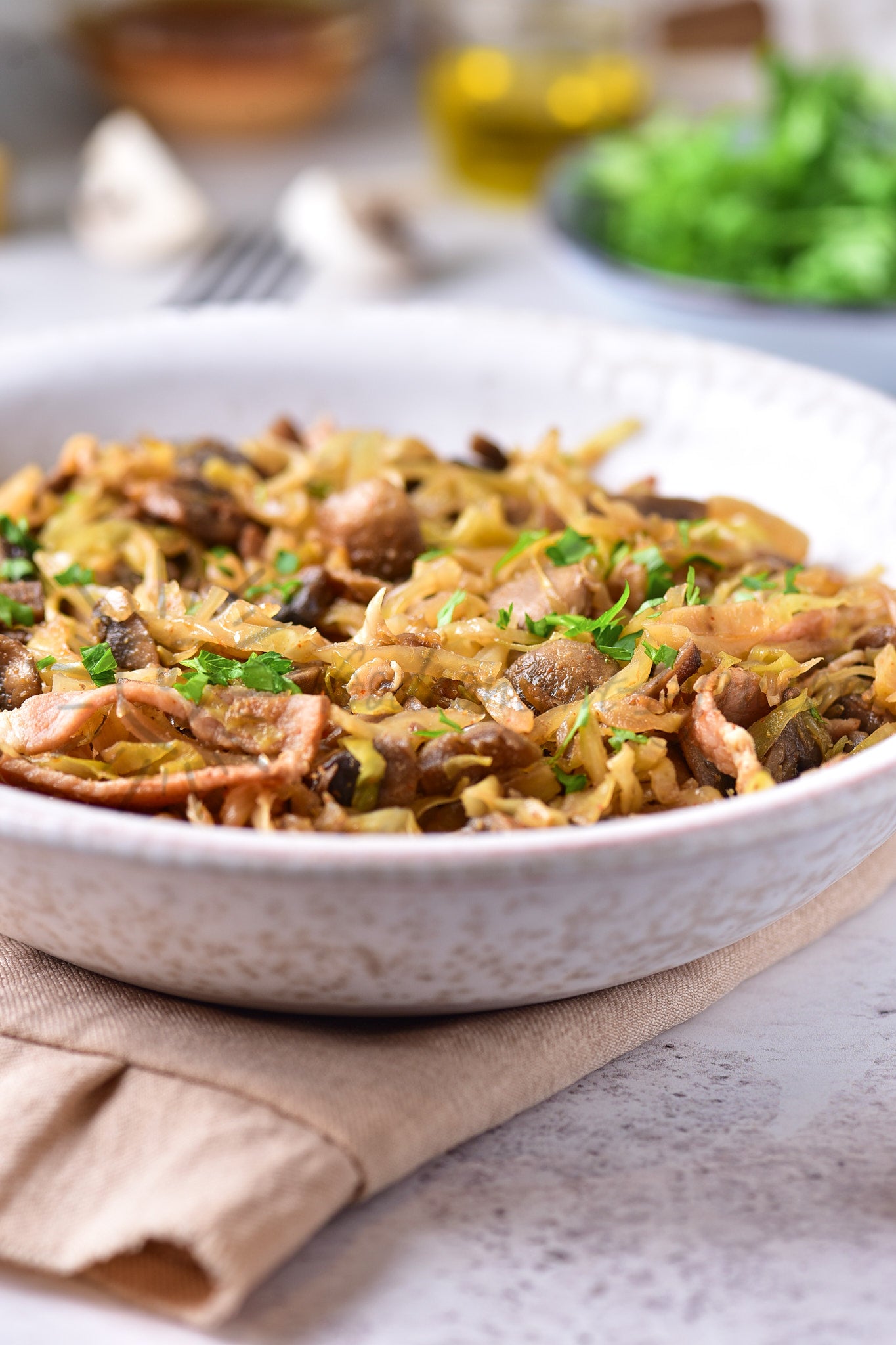 Southern-style Braised Cabbage with Mushrooms - Set 4 of 5