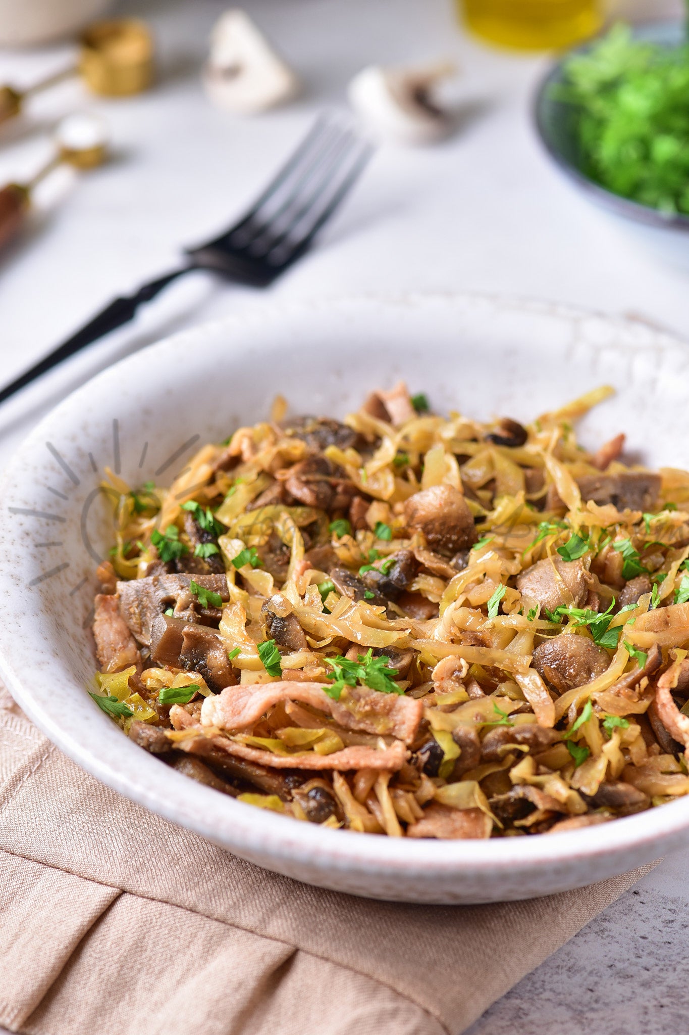 Southern-style Braised Cabbage with Mushrooms - Set 4 of 5