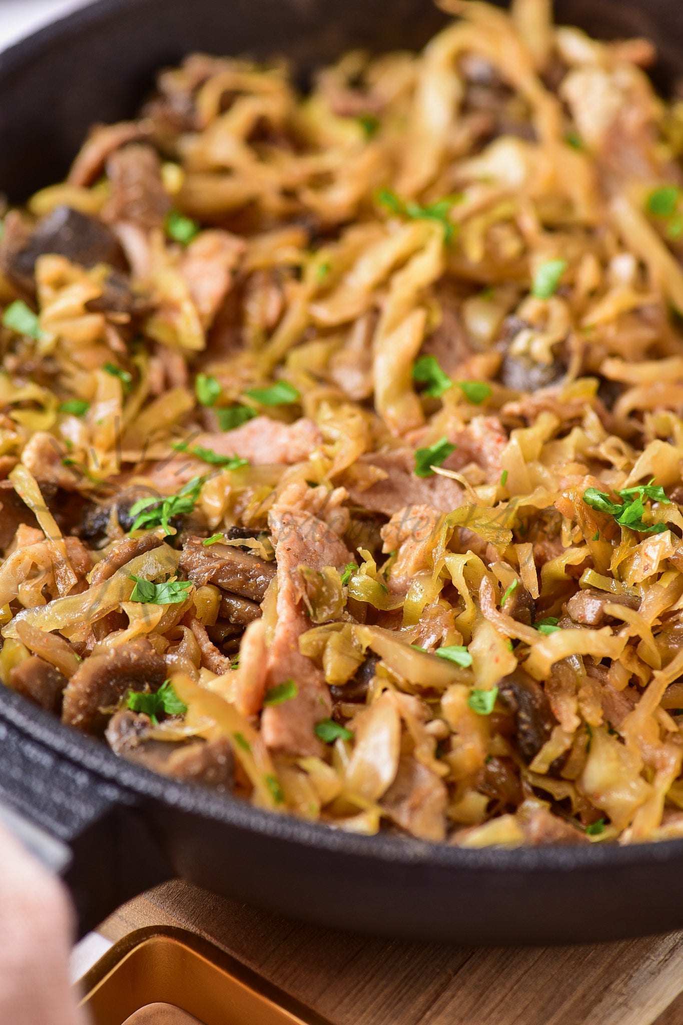 Southern-style Braised Cabbage with Mushrooms - Set 5 of 5