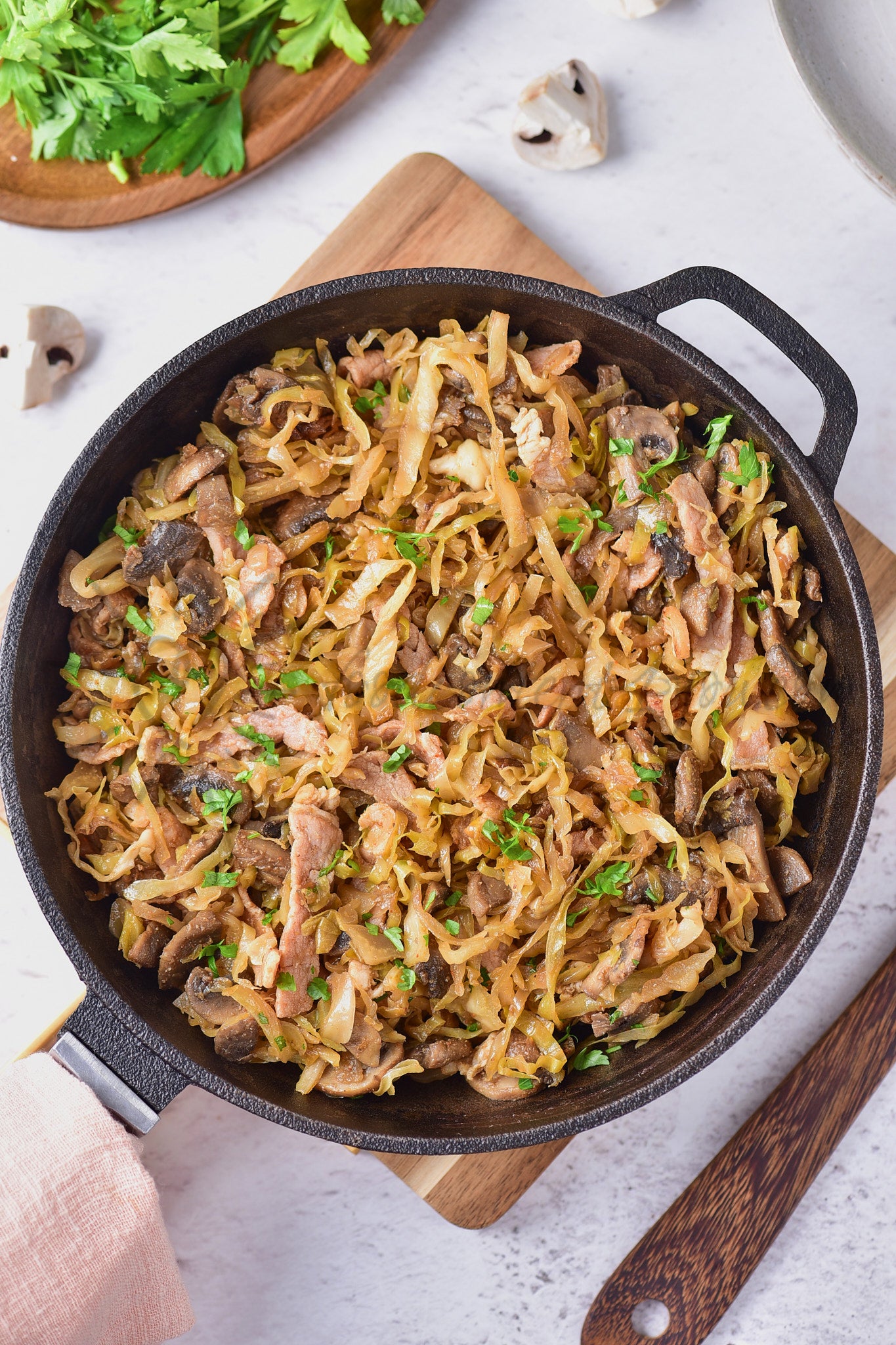 Southern-style Braised Cabbage with Mushrooms - Set 5 of 5
