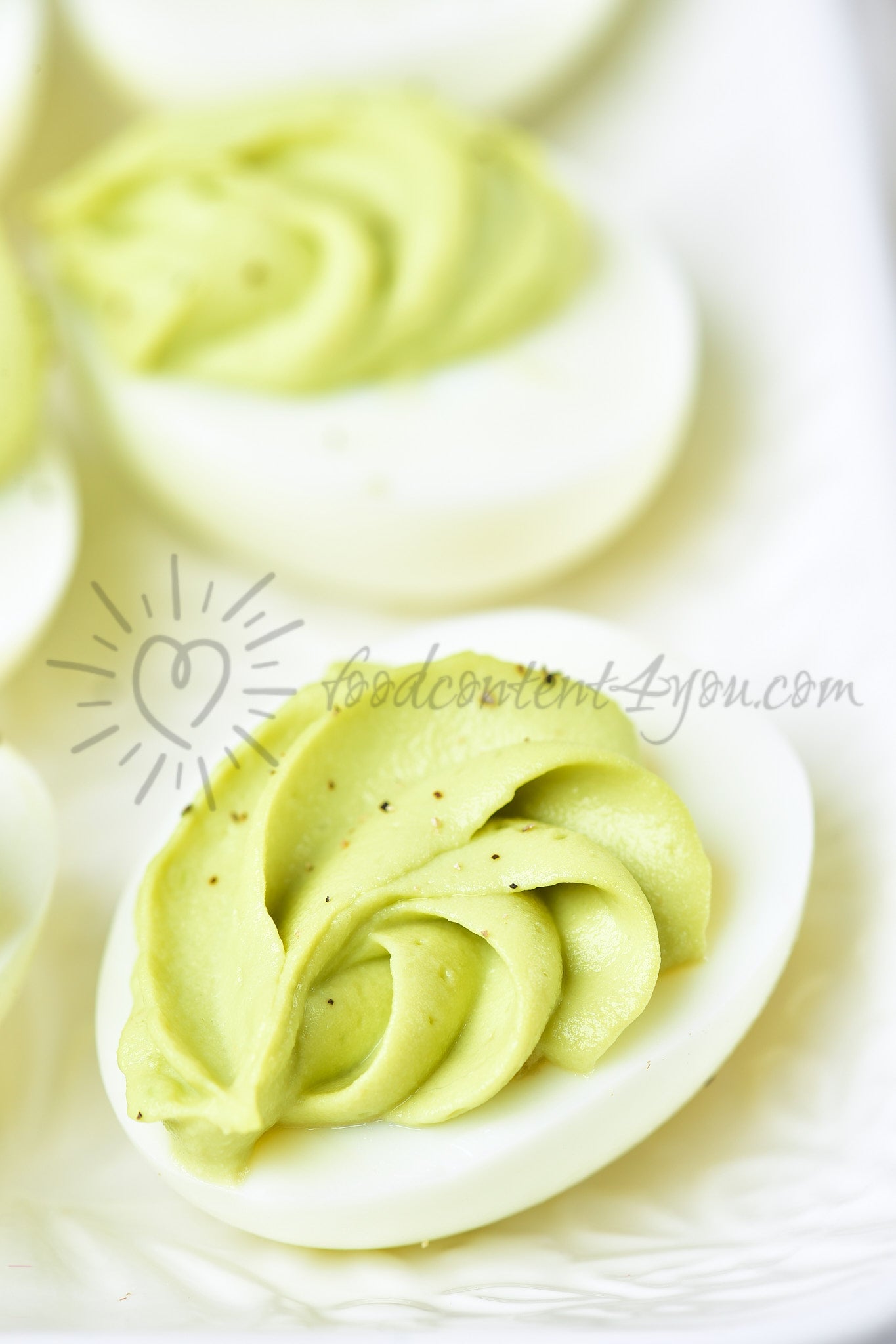 Avocado Deviled Eggs - Set 1 of 5