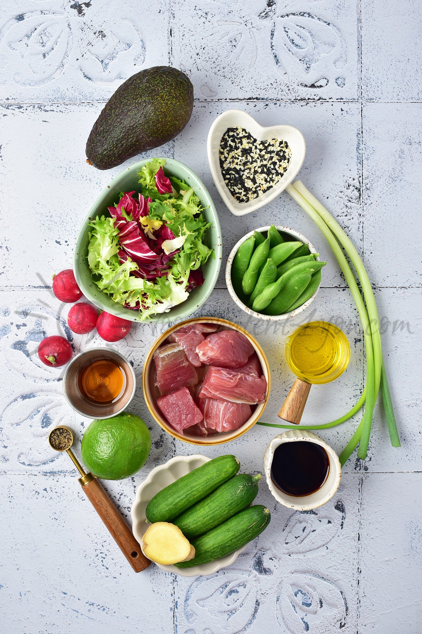 Sesame Crusted Seared Tuna Salad