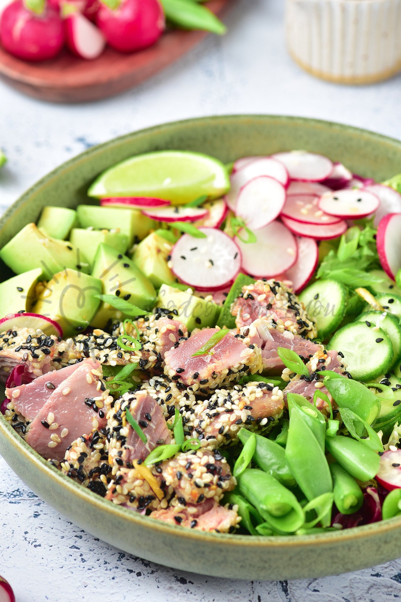 Sesame Crusted Seared Tuna Salad