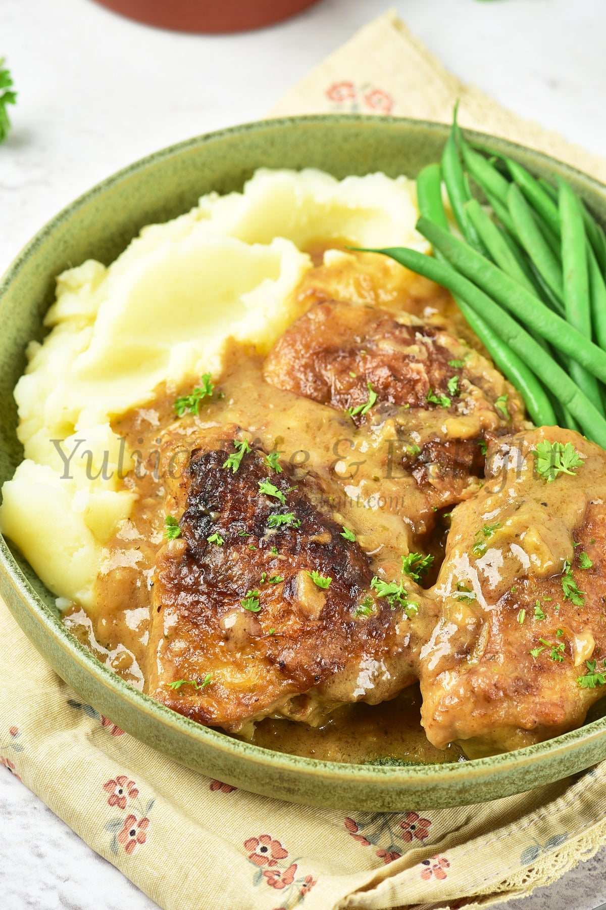Smothered Chicken - Set 5 of 5
