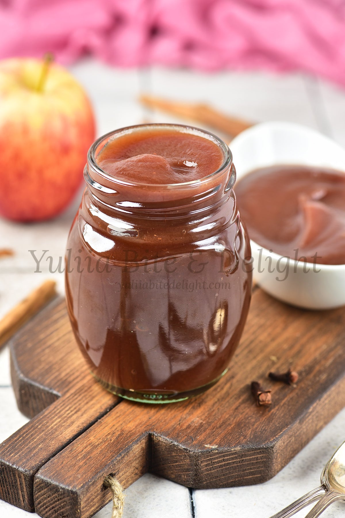 Stovetop Apple Butter - Set 2 of 5
