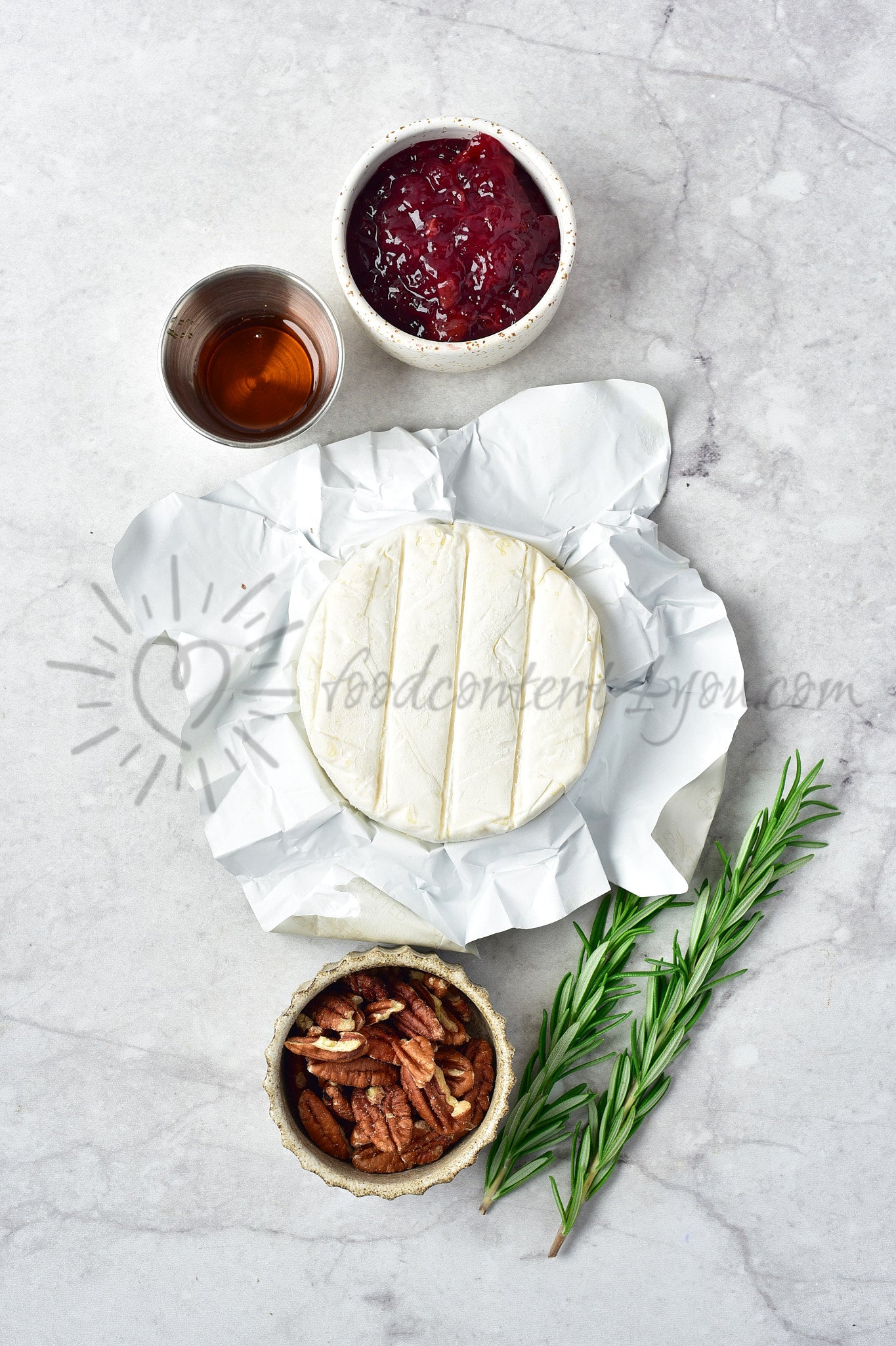 Baked brie with jam - Set 5 of 5