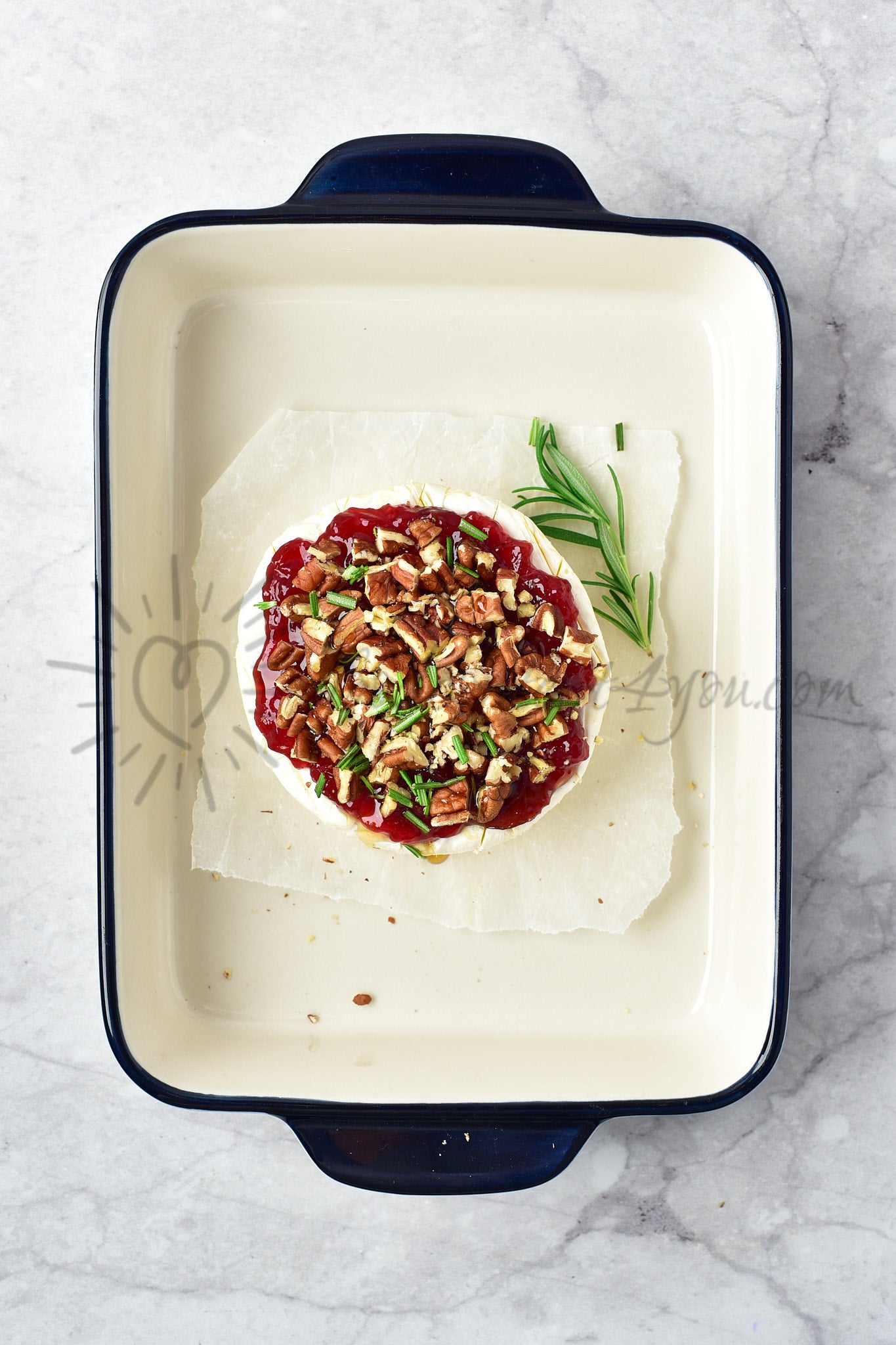 Baked brie with jam - Set 3 of 5