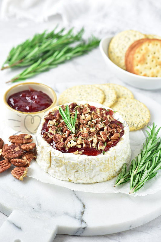 Baked brie with jam - Set 1 of 5